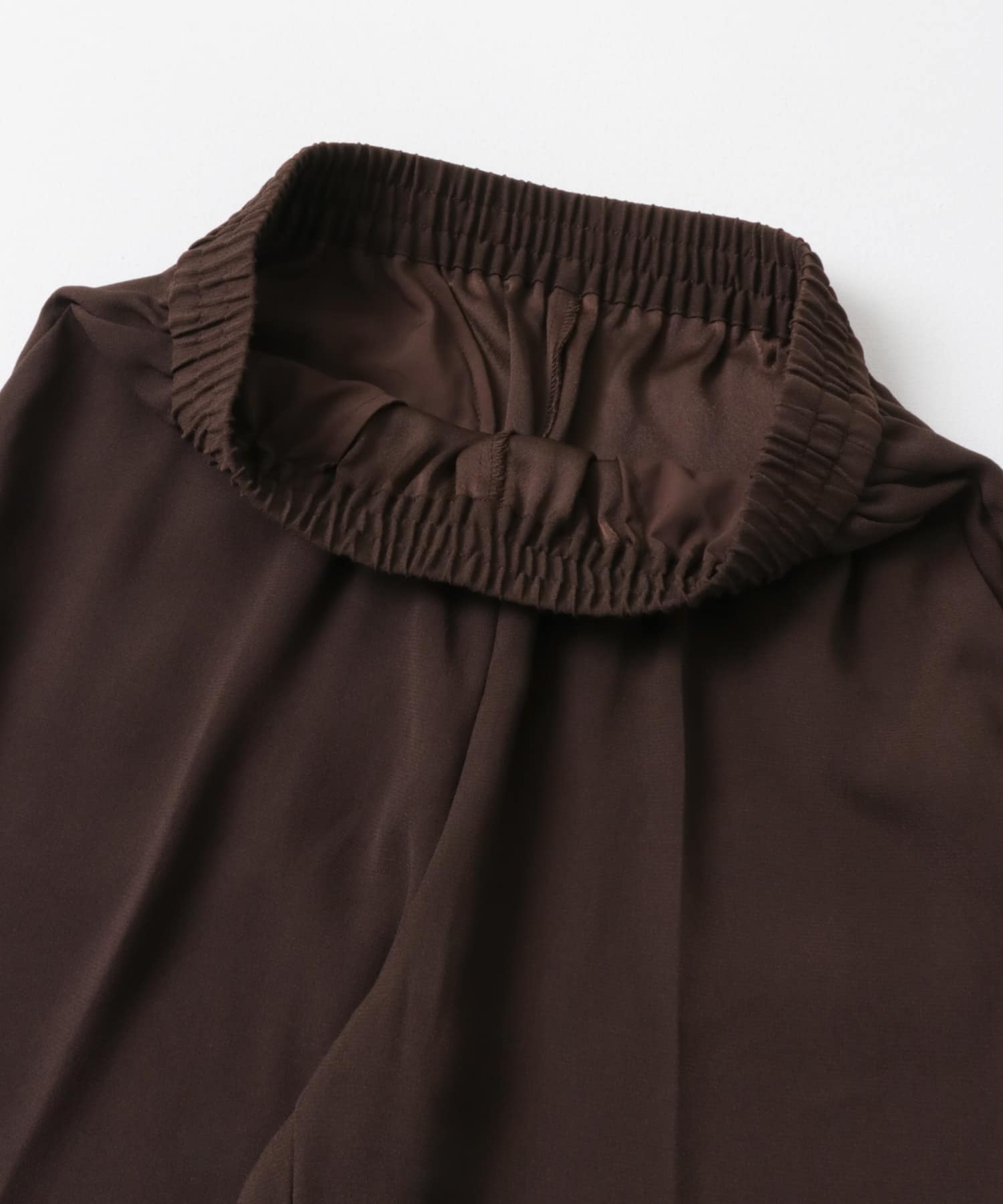 バックサテンスリムイージーパンツ BROWN 36