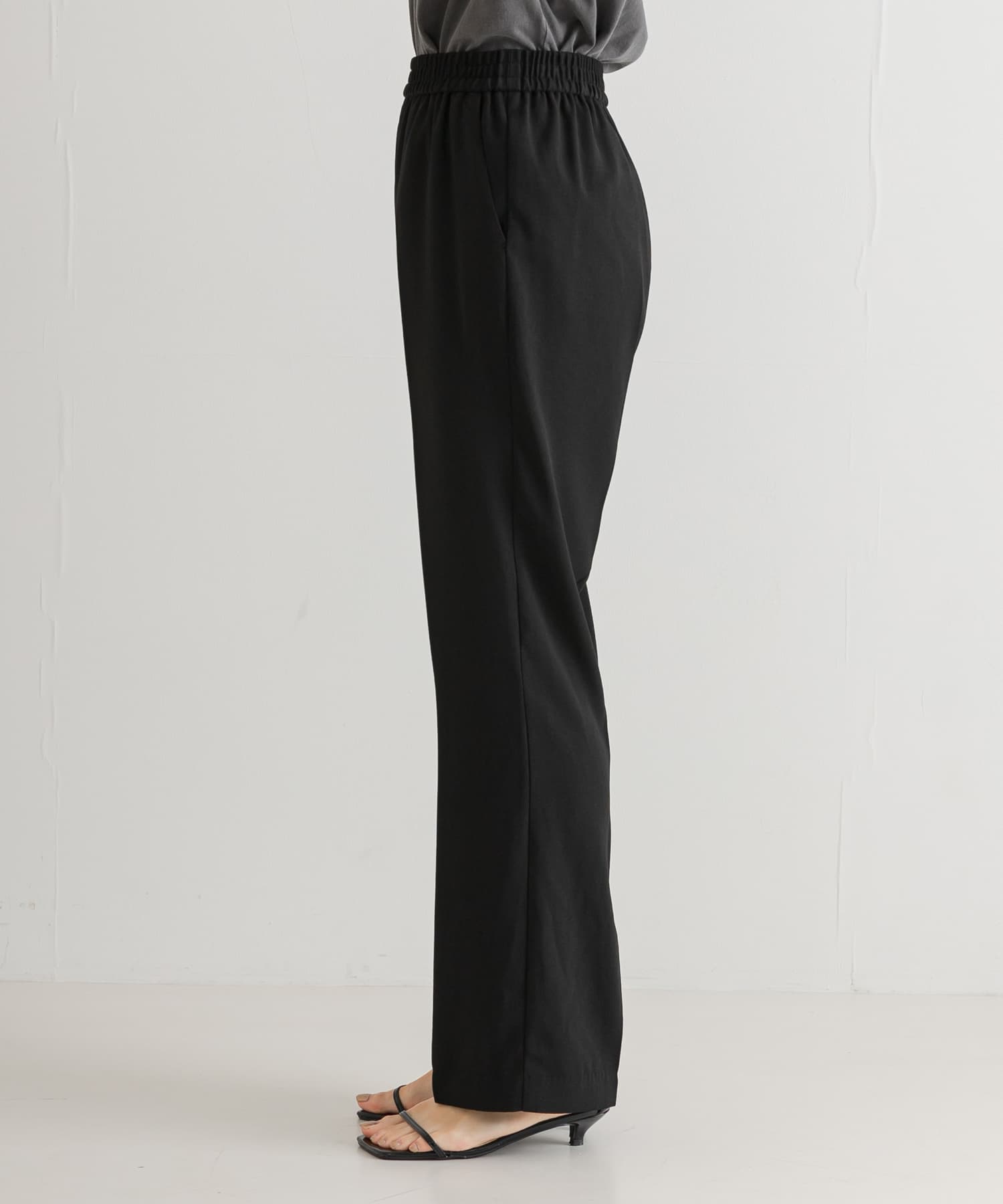身長：162cm サイズ：38