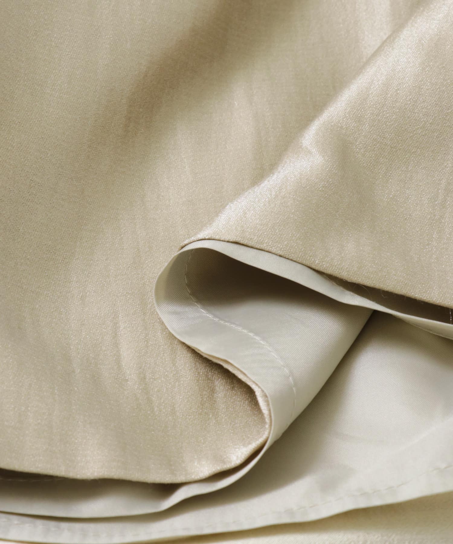 シャイニースカート S.BEIGE FREE