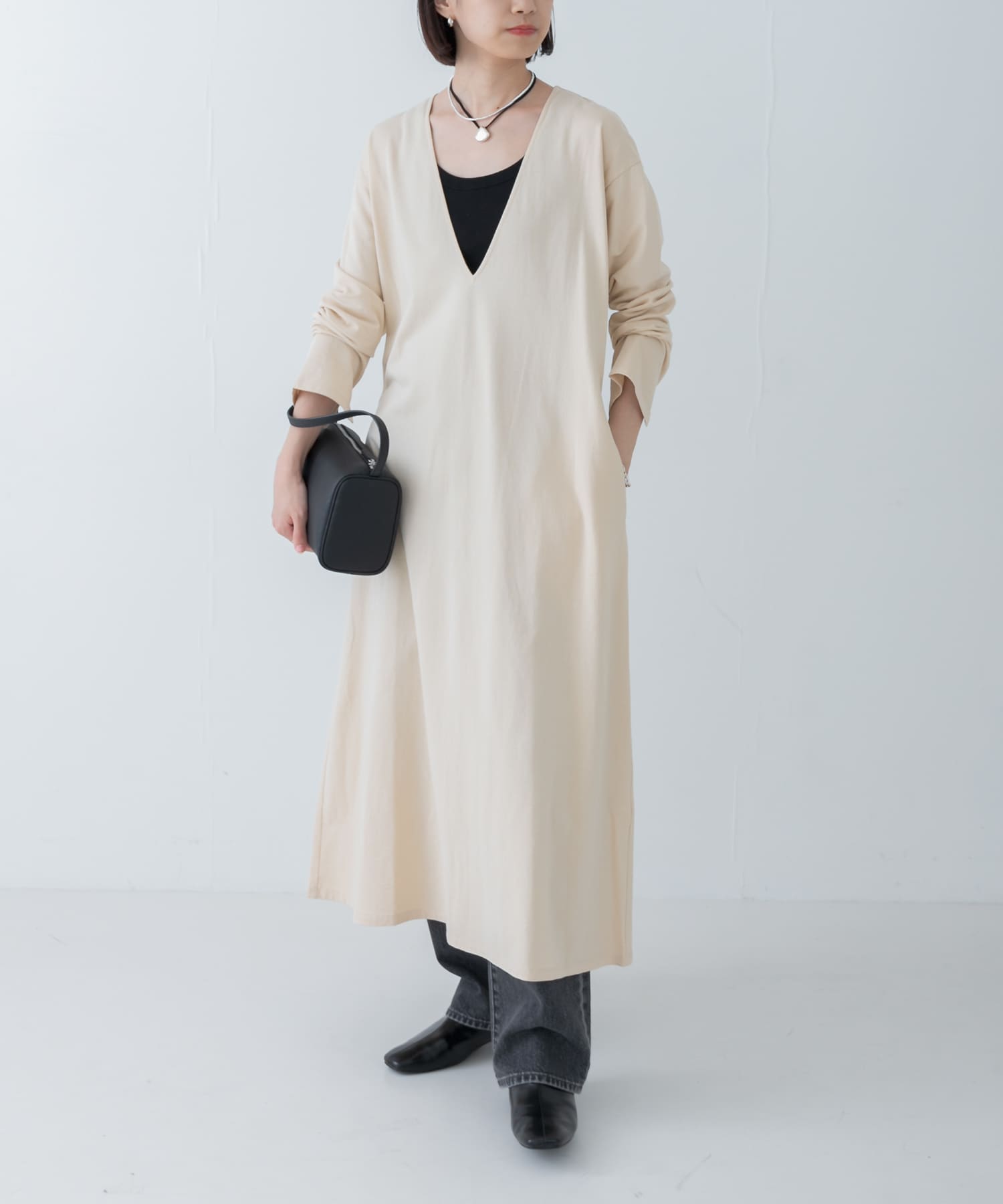 MADE IN JAPAN』Vネックロングワンピース(FREE L.BEIGE): ワンピース