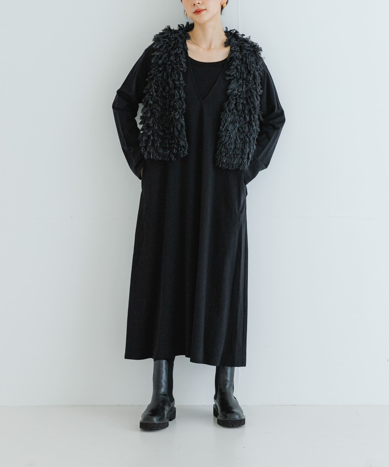 MADE IN JAPAN』Vネックロングワンピース(FREE L.BEIGE): ワンピース
