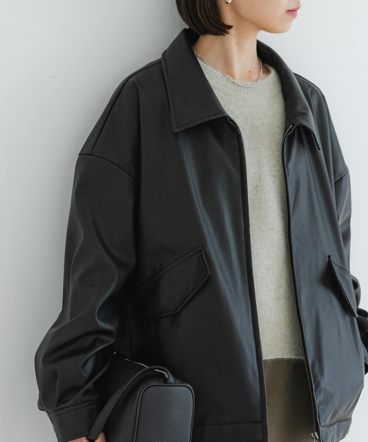 レザーライクジップブルゾン