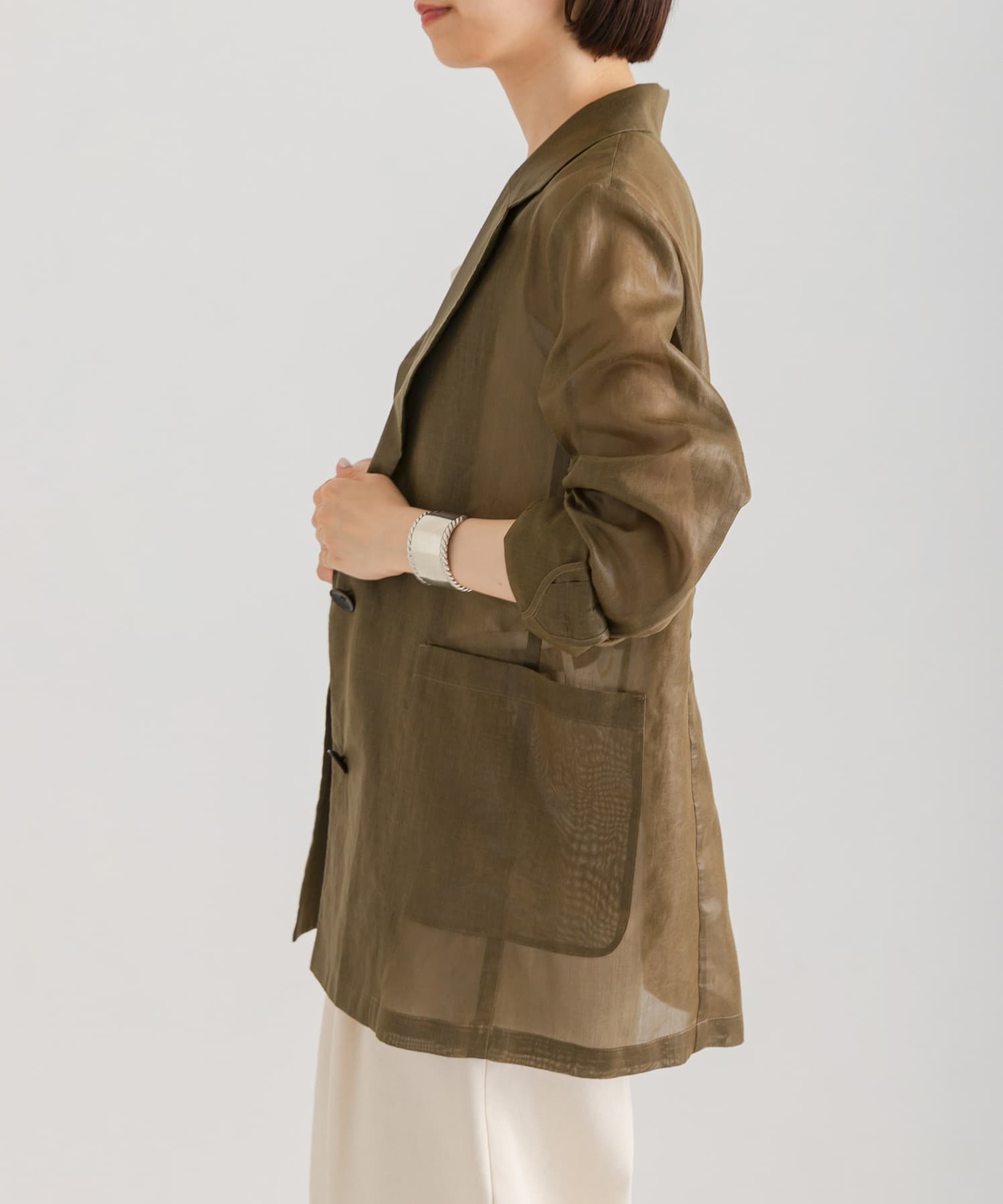 KHAKI