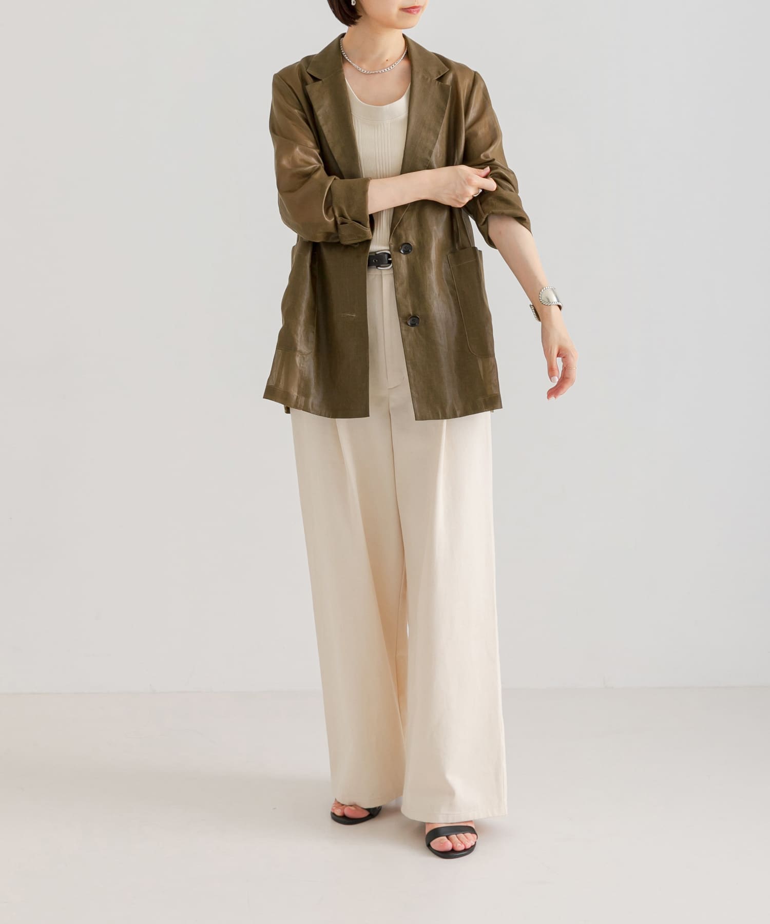 KHAKI