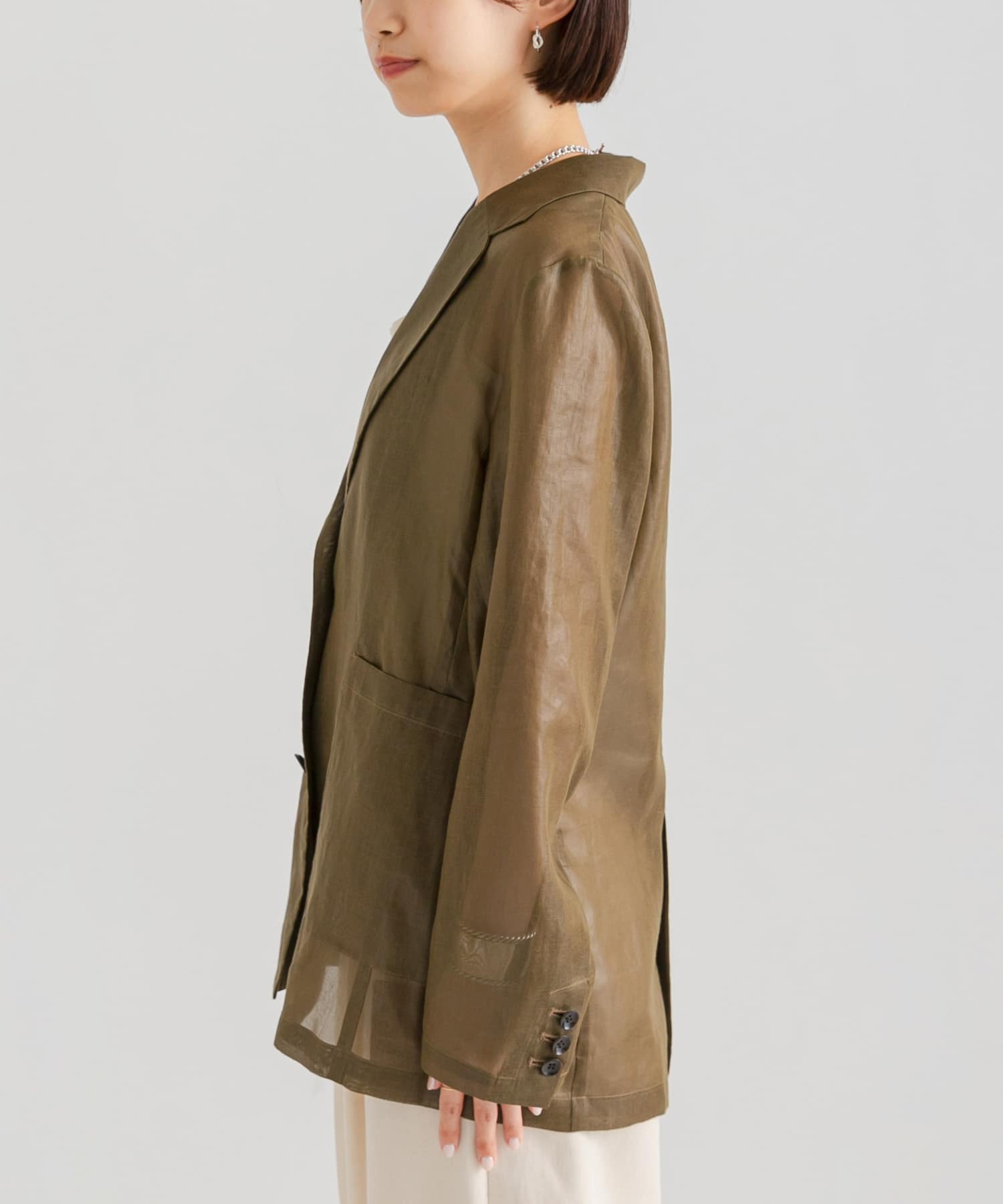 KHAKI
