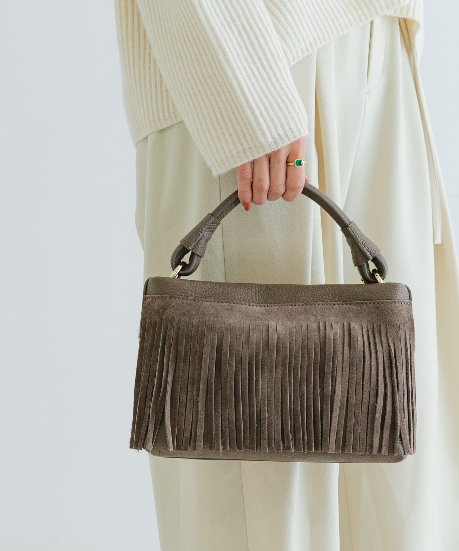 TAUPE