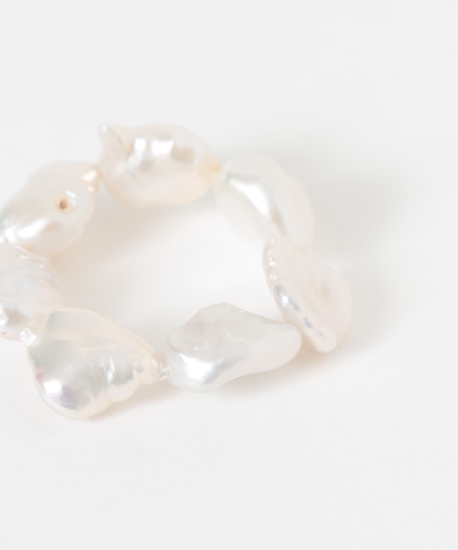 ff by decor urban research　ケシパールリング ホワイト M