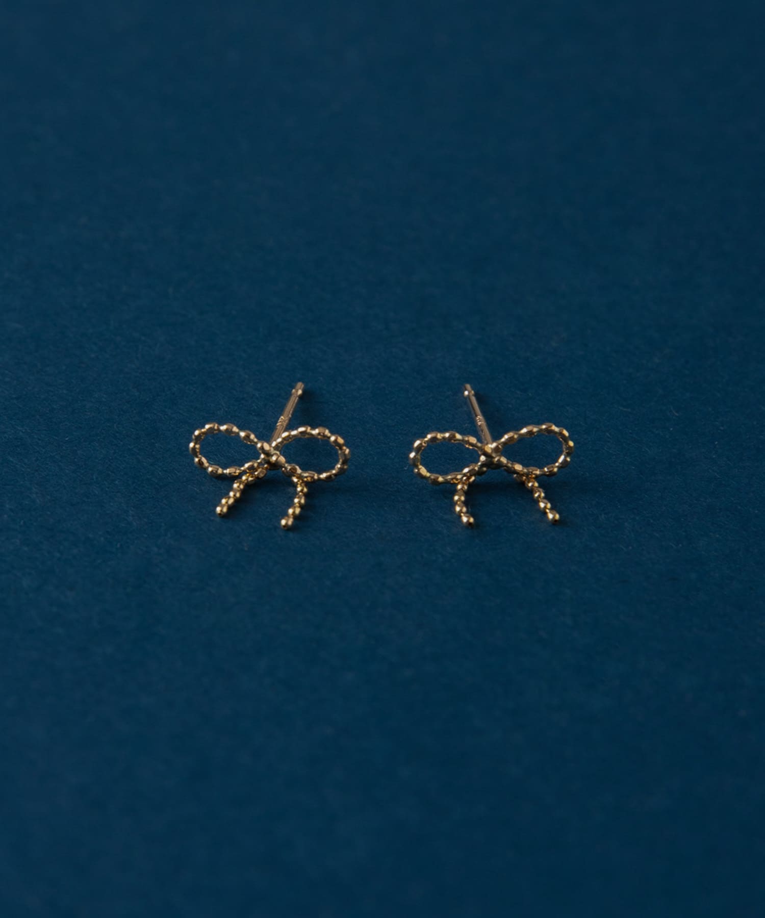ff by decor urban research　18K リボンピアス