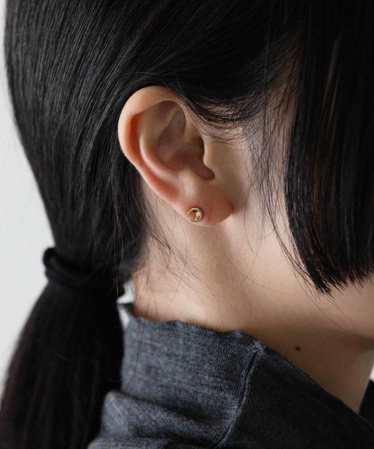 ff by decor urban research　ムーンピアス