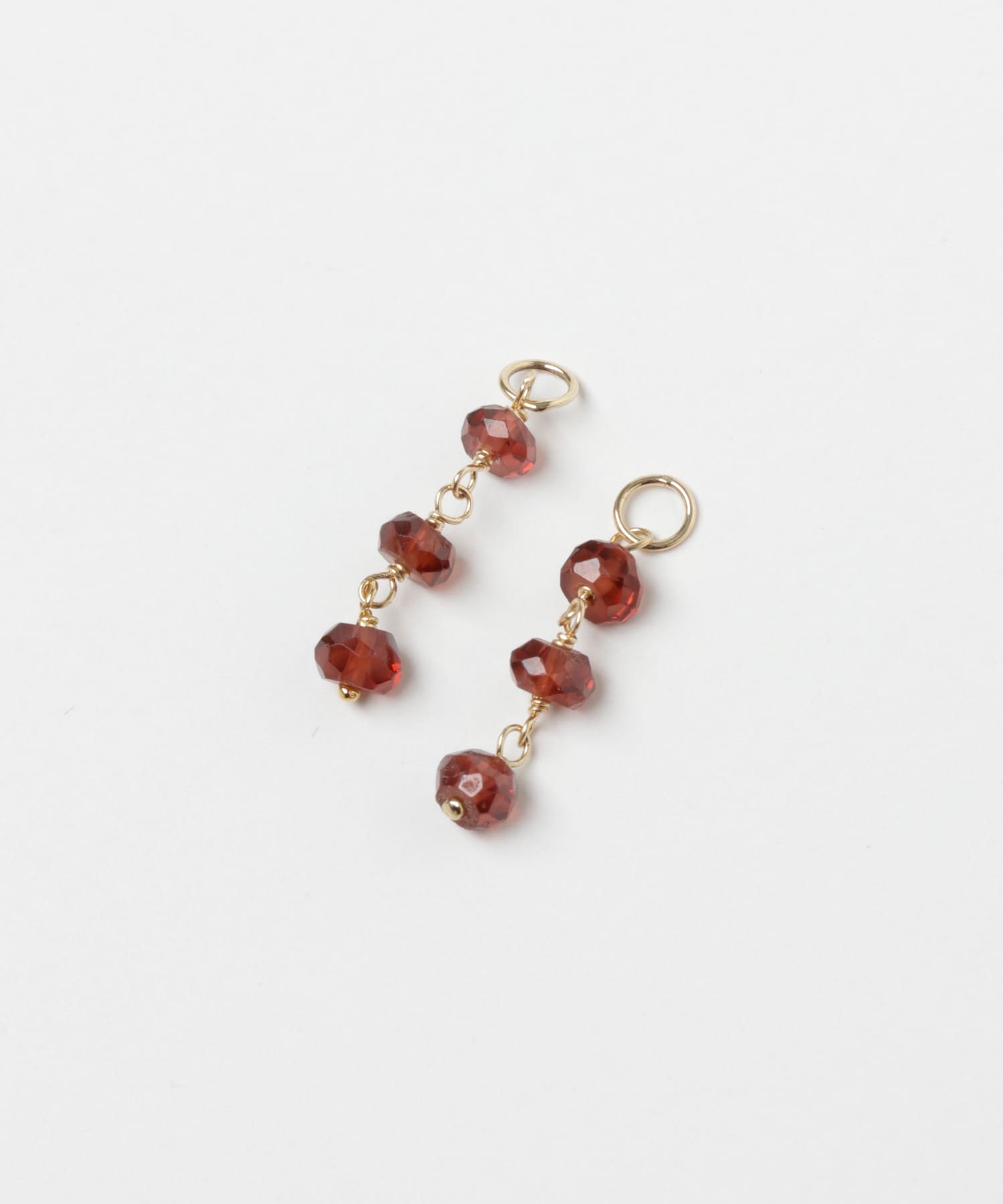 ff by decor urban research　3stone charm ガーネット -