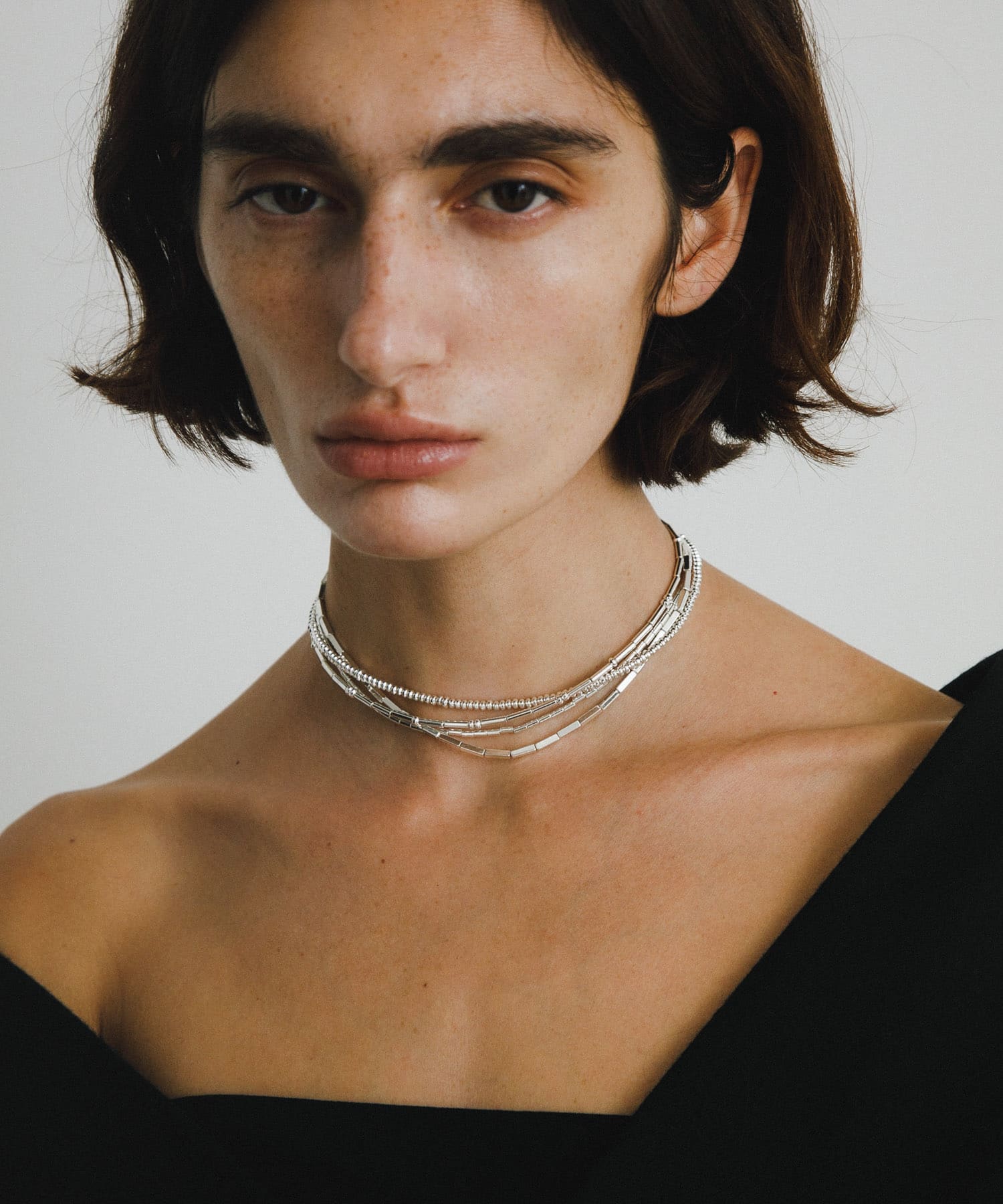 decor『デコール』　Hematite dot Choker SILVER -