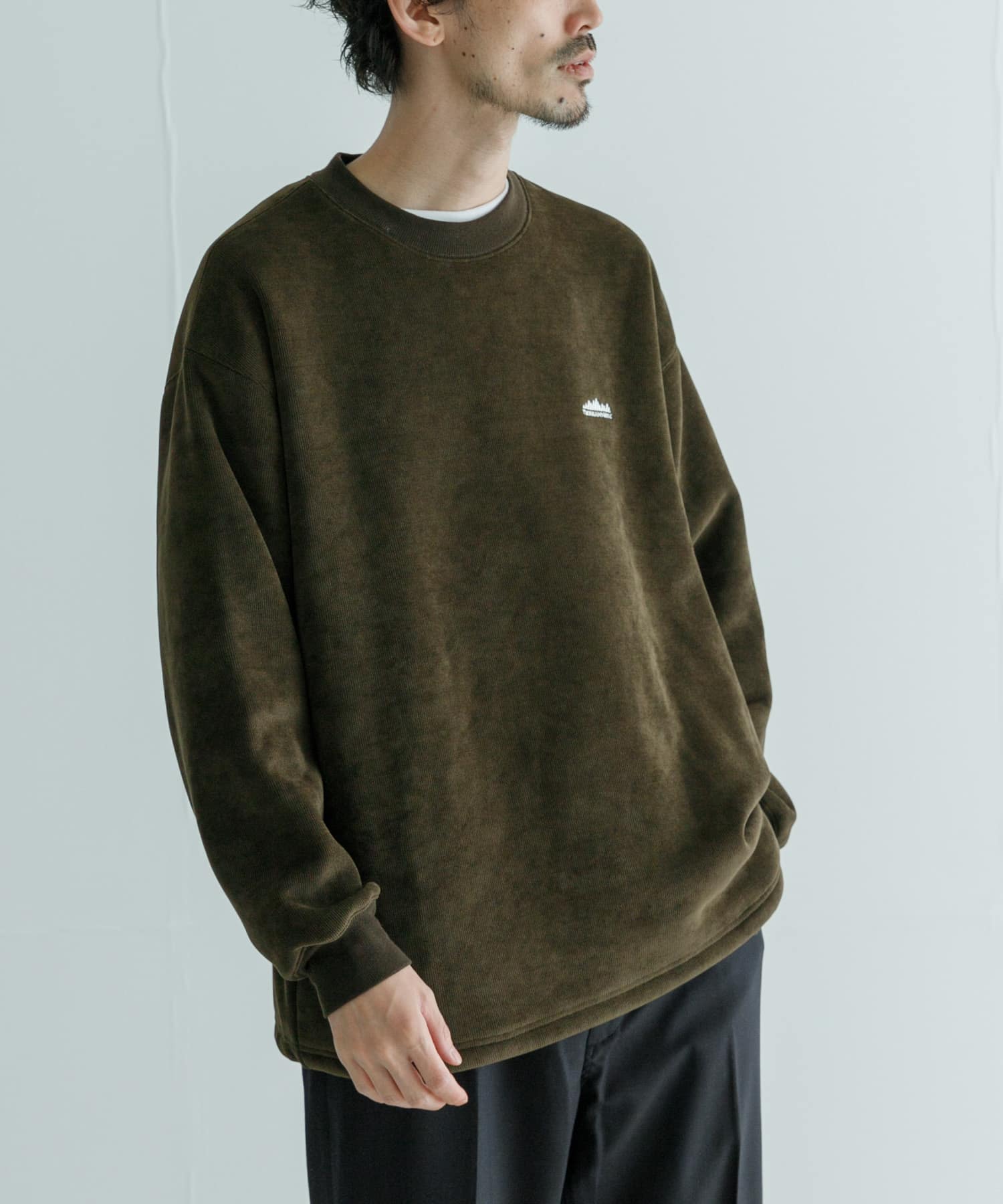 KHAKI