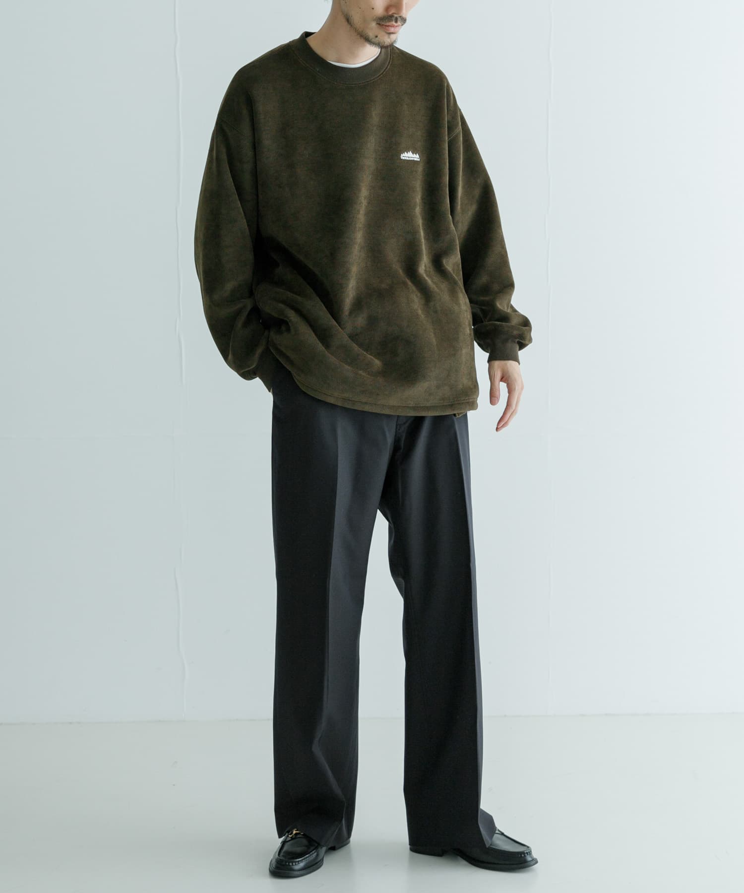 KHAKI