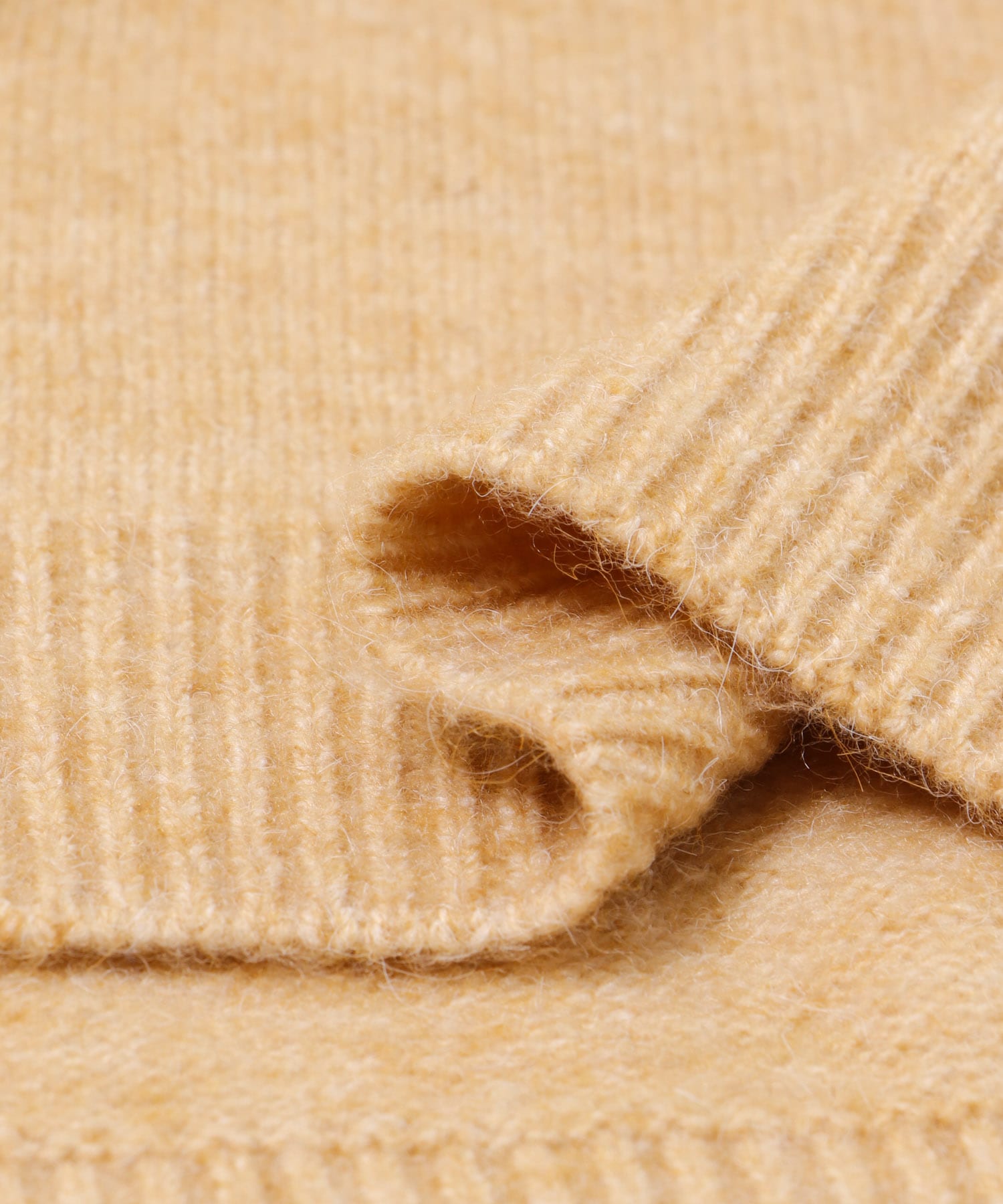 『UR GREEN』CREW NECK KNIT PALE GOLD M
