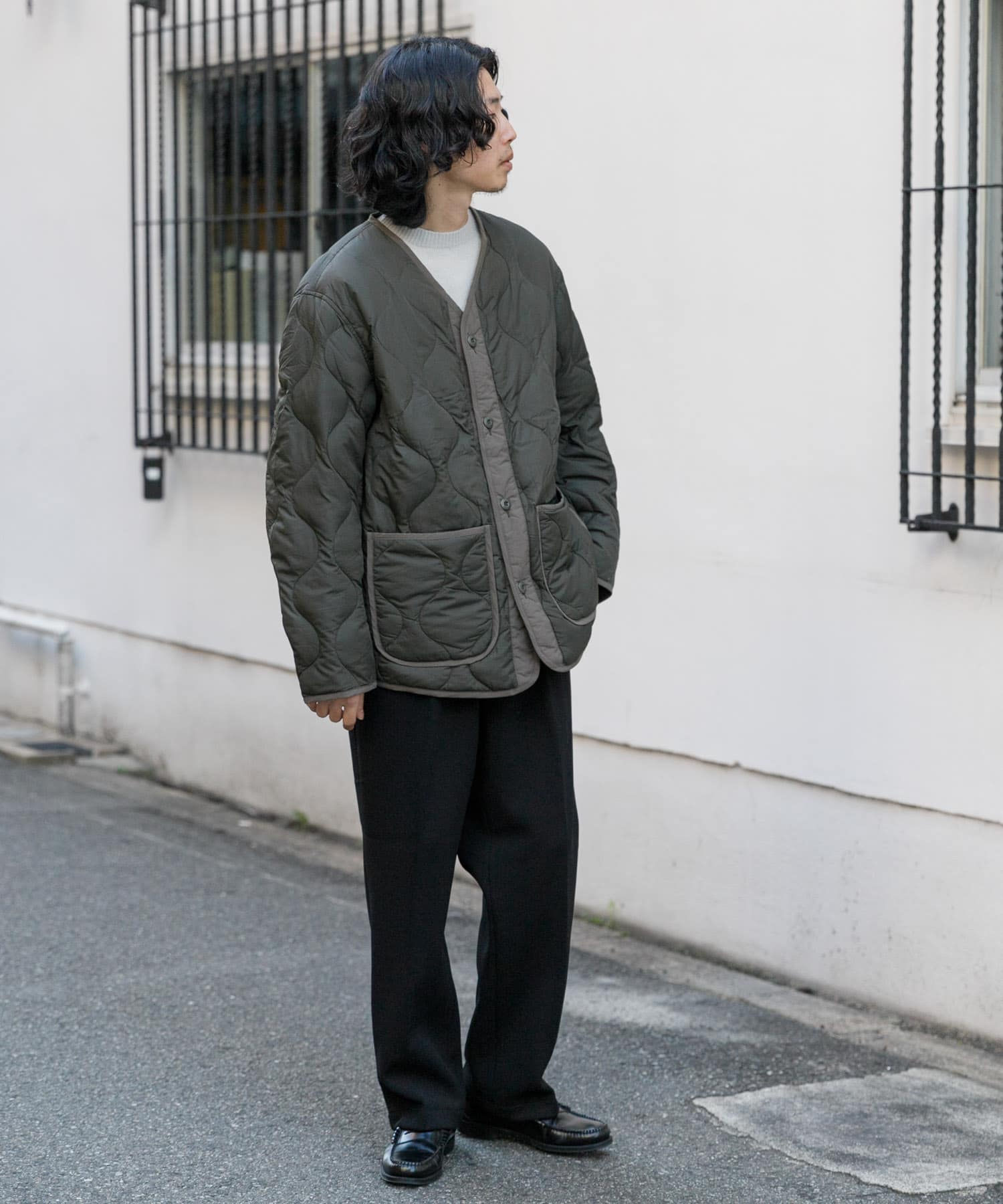 KHAKI