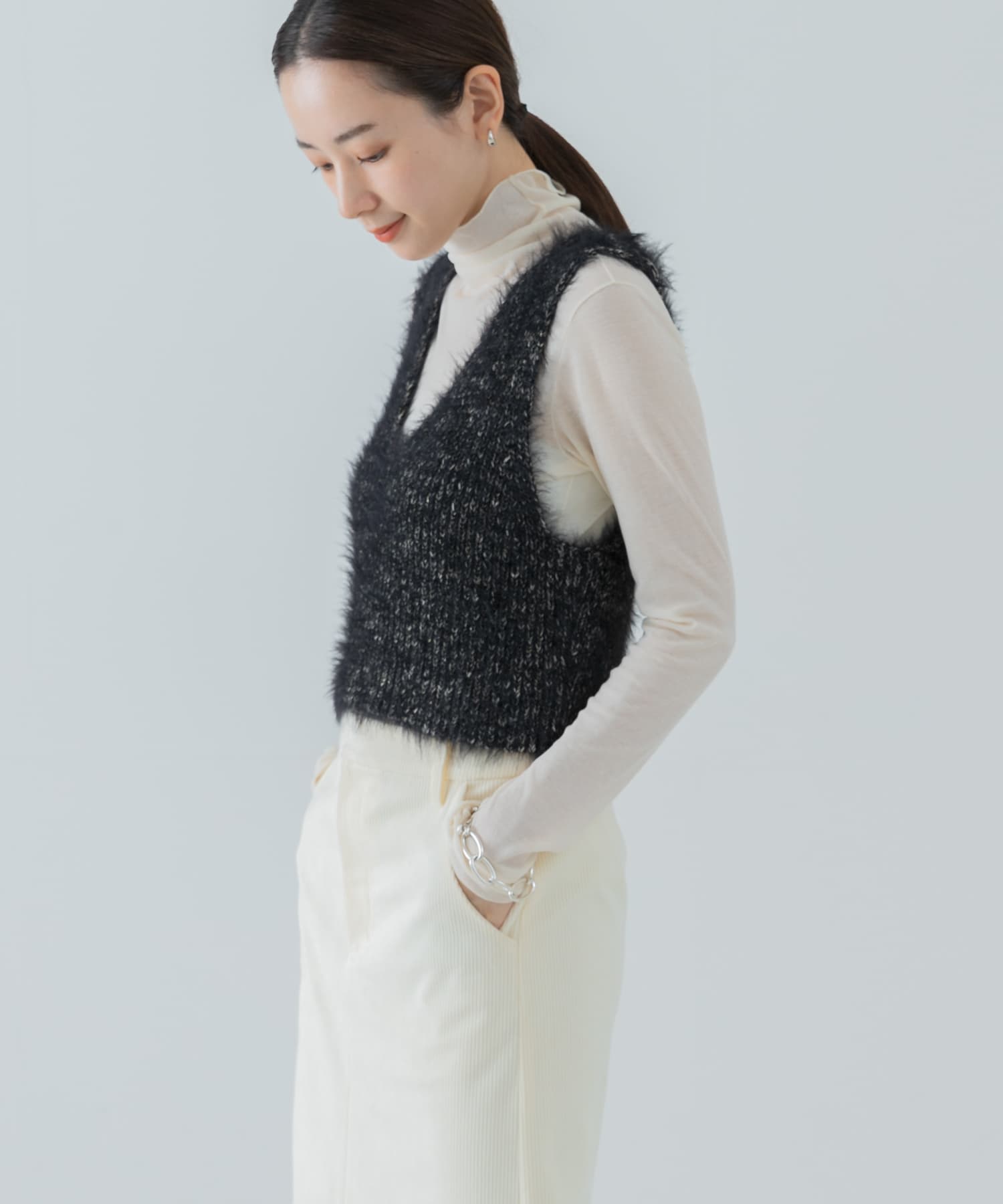 L.BEIGE