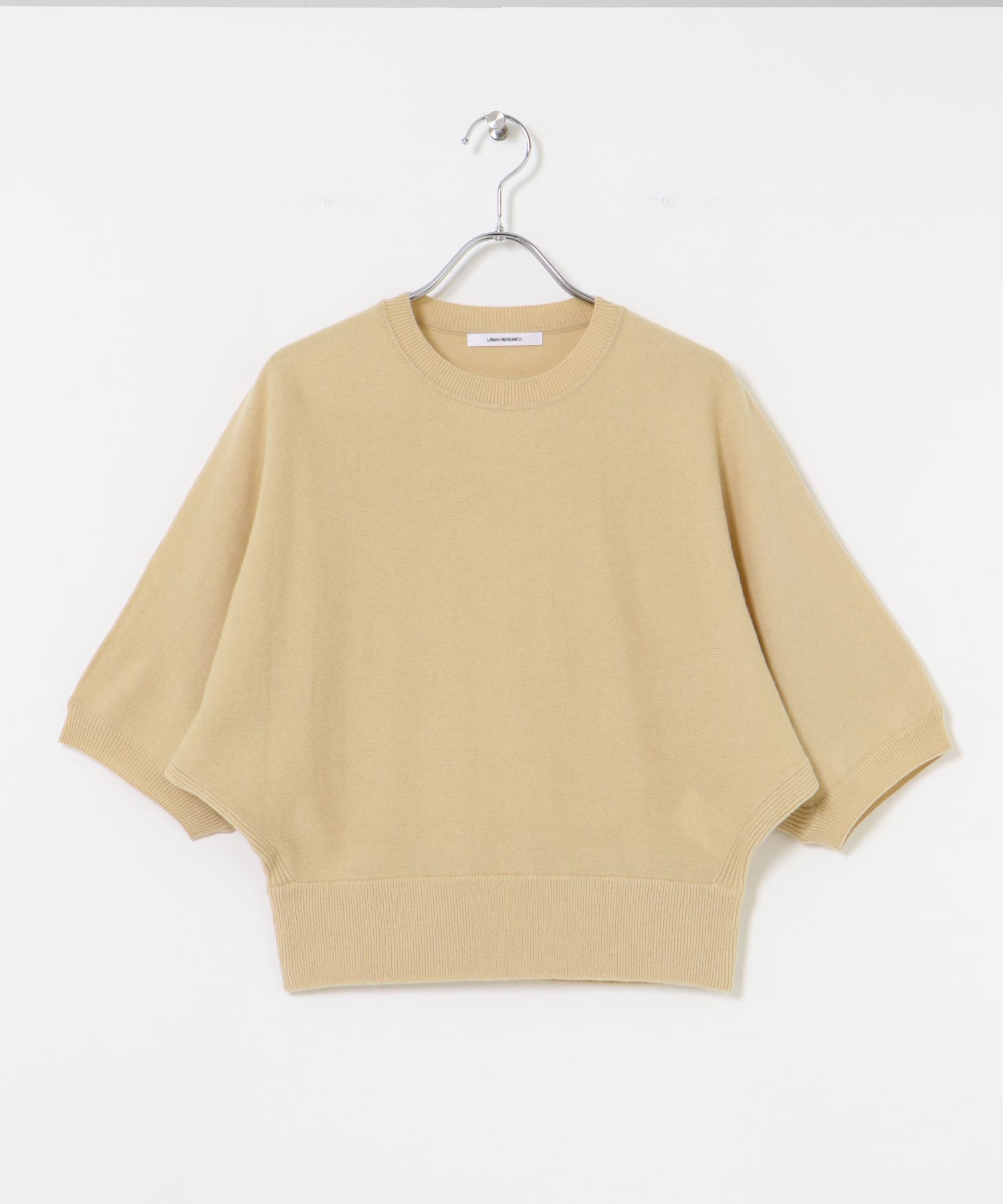 L.BEIGE