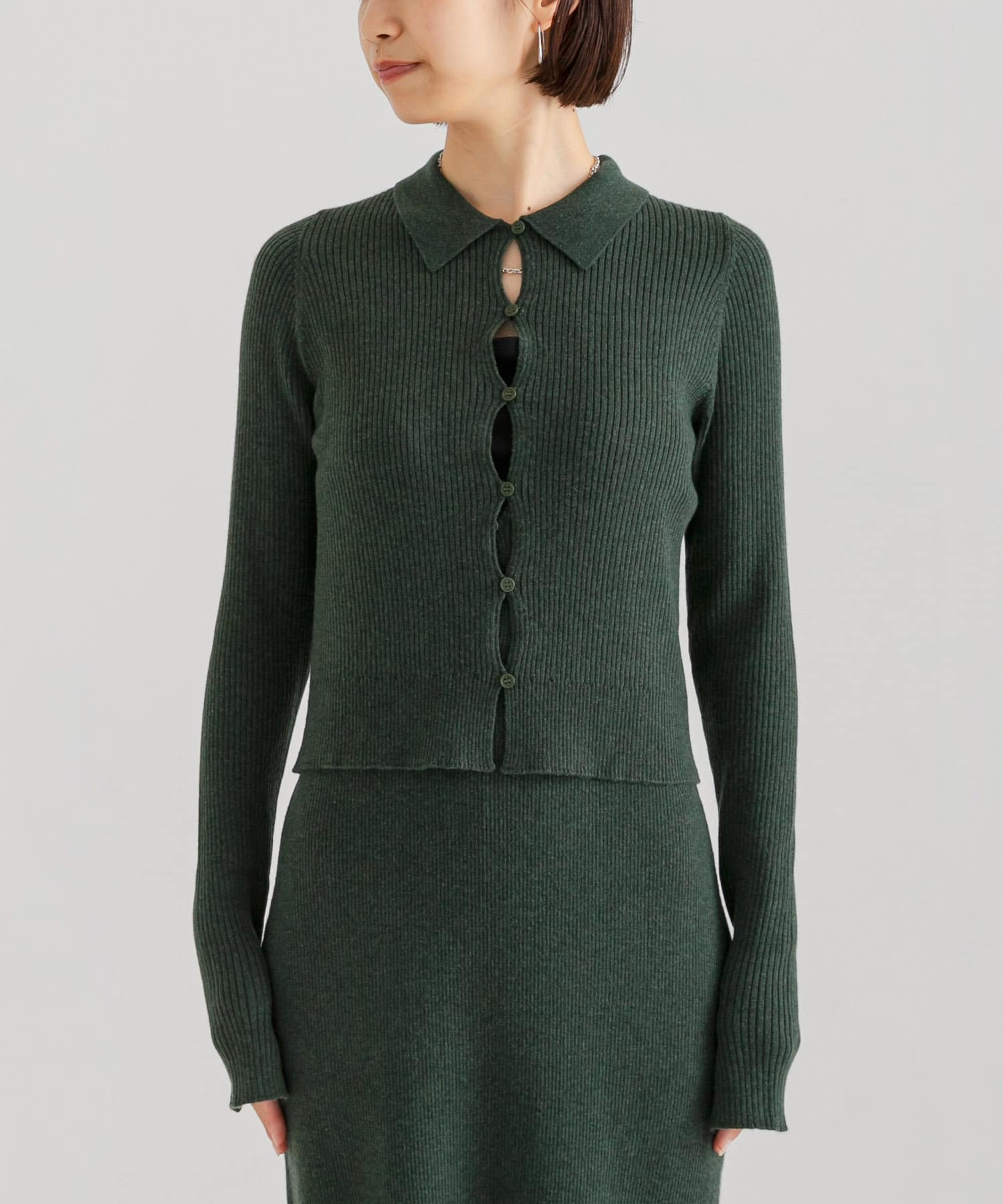 MOSS GREEN