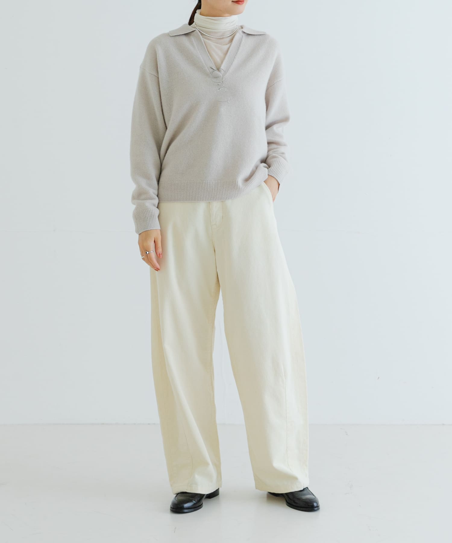 OFF BEIGE
