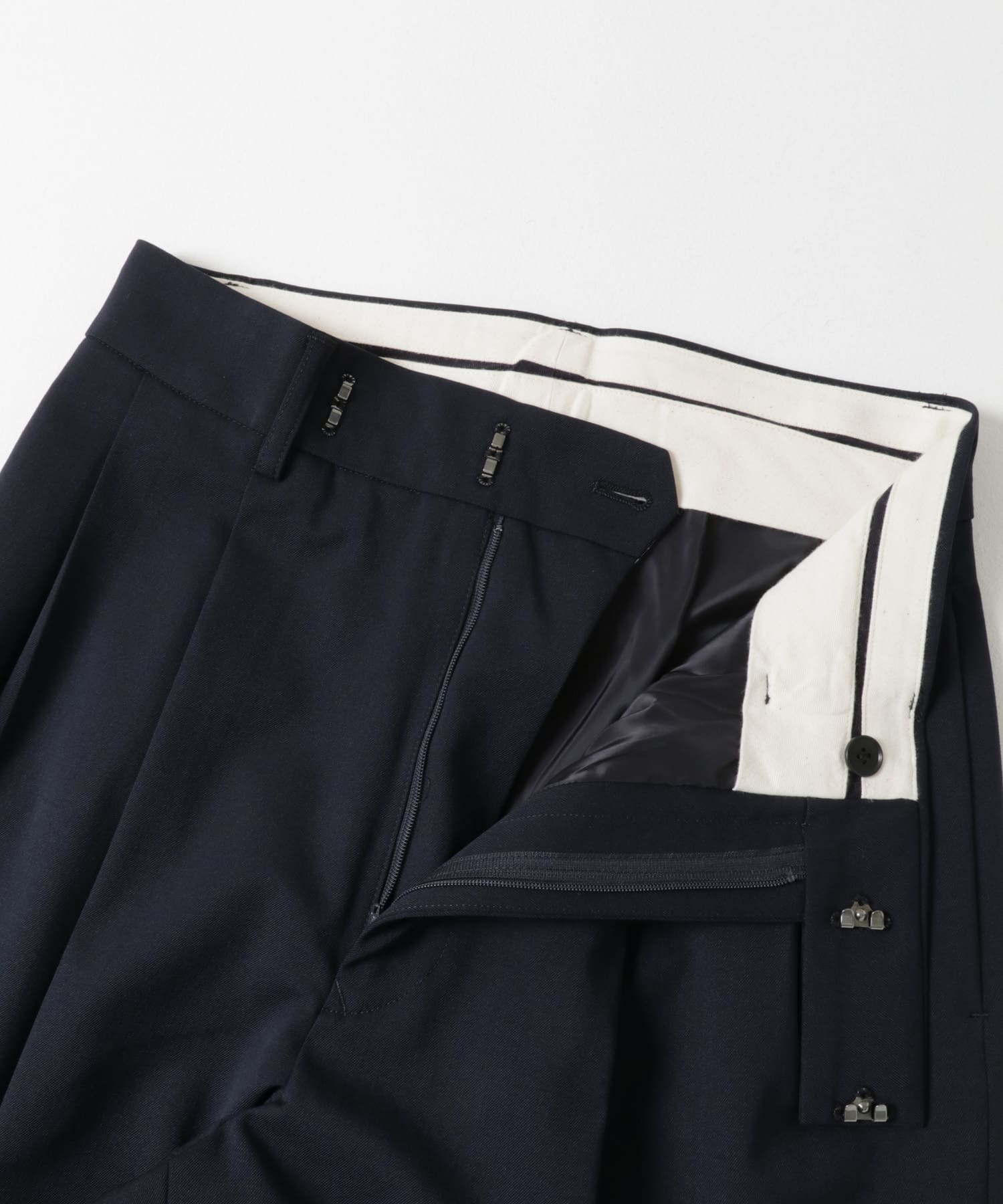 ストレッチウールギャバスラックス NAVY 36