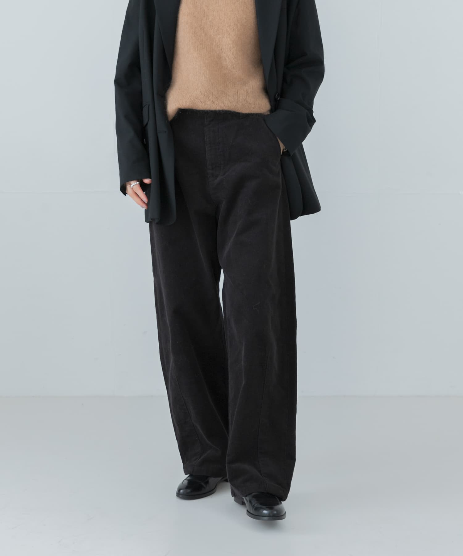 身長：161cm サイズ：38