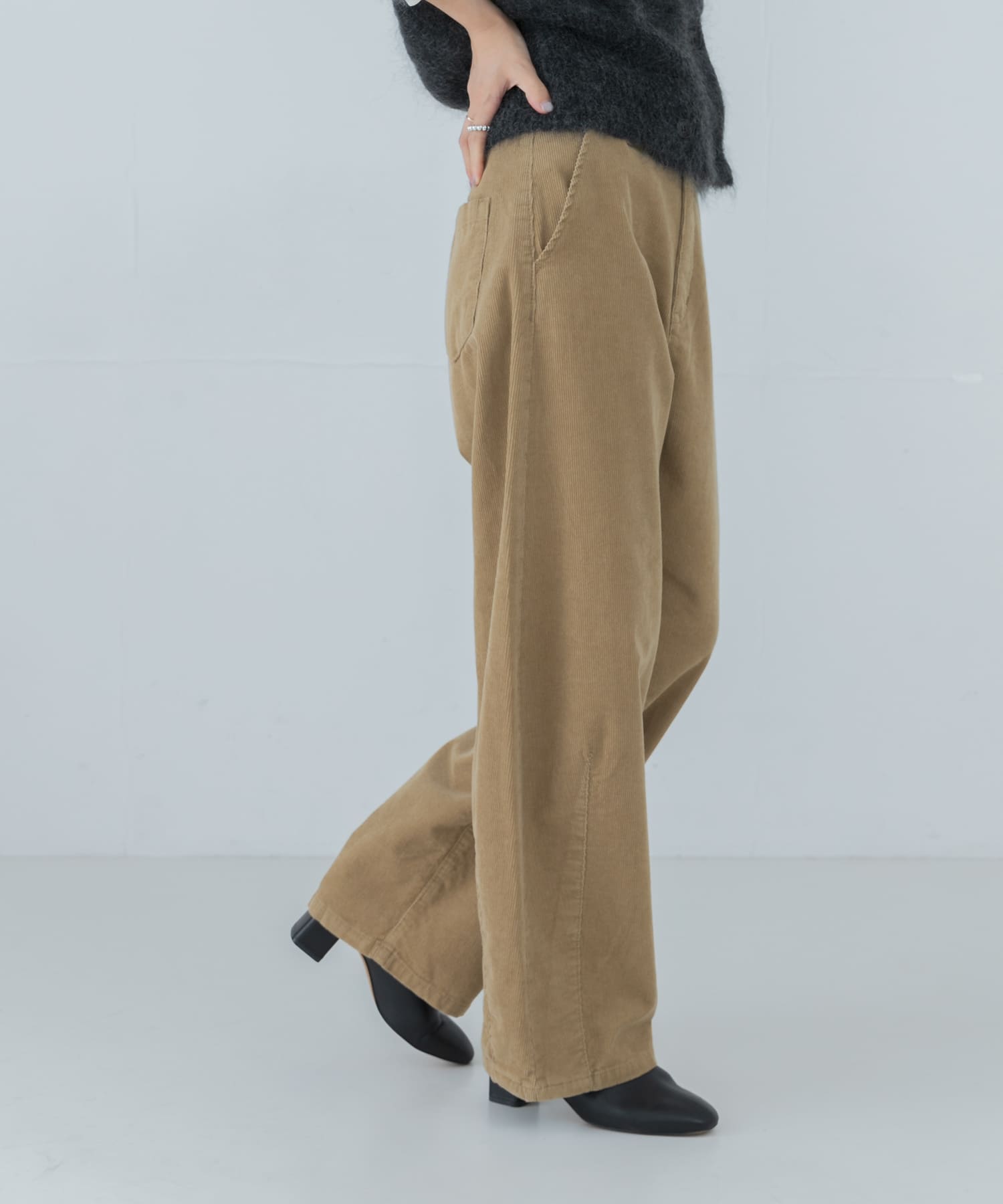 身長：161cm サイズ：38