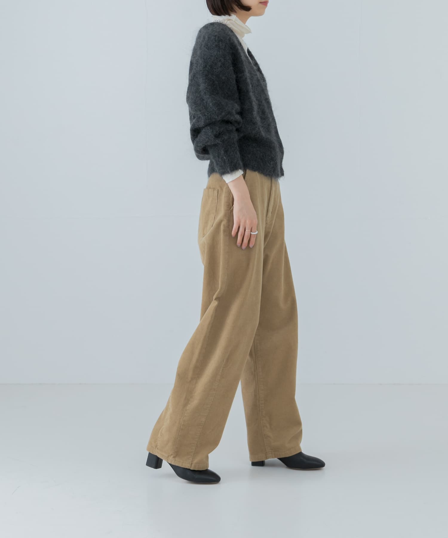 身長：161cm サイズ：38