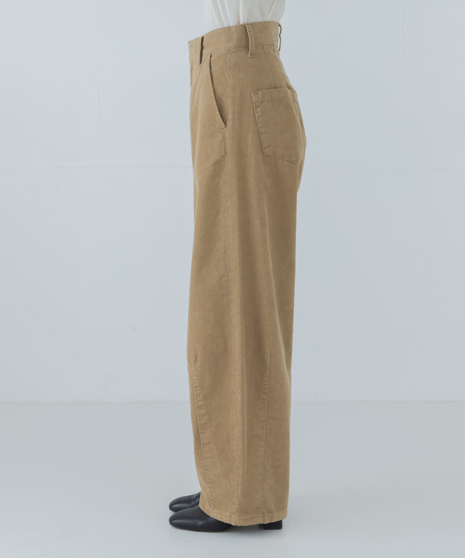身長：161cm サイズ：38