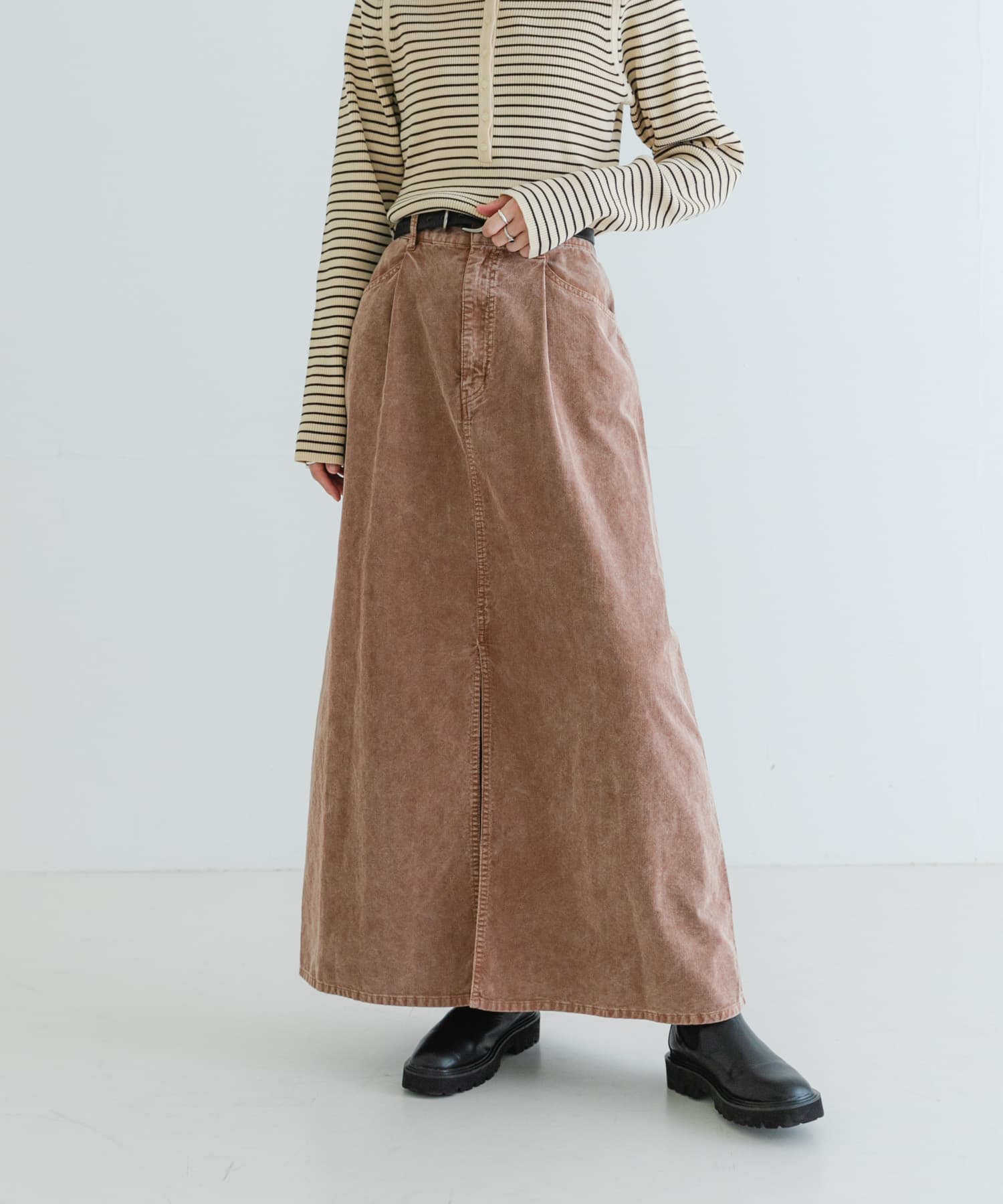 身長：161cm サイズ：38