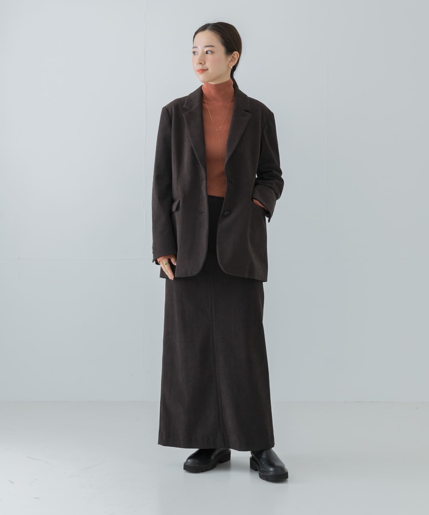 身長：162cm サイズ：38