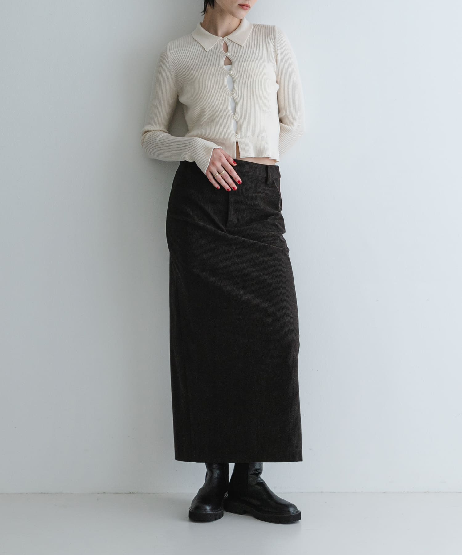 身長：172cm サイズ：38