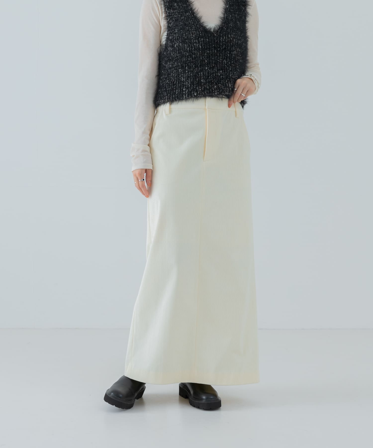 身長：162cm サイズ：38