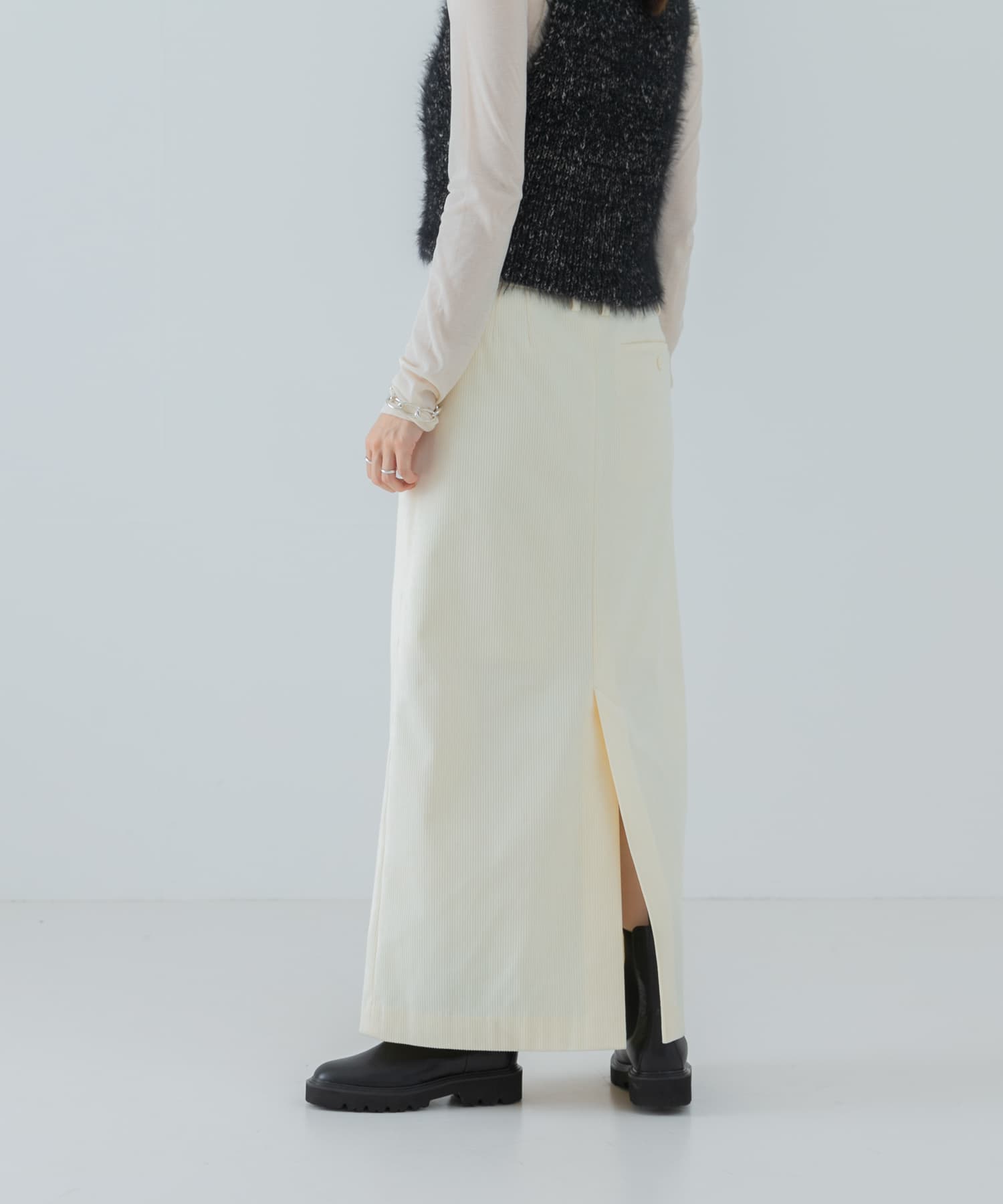 身長：162cm サイズ：38