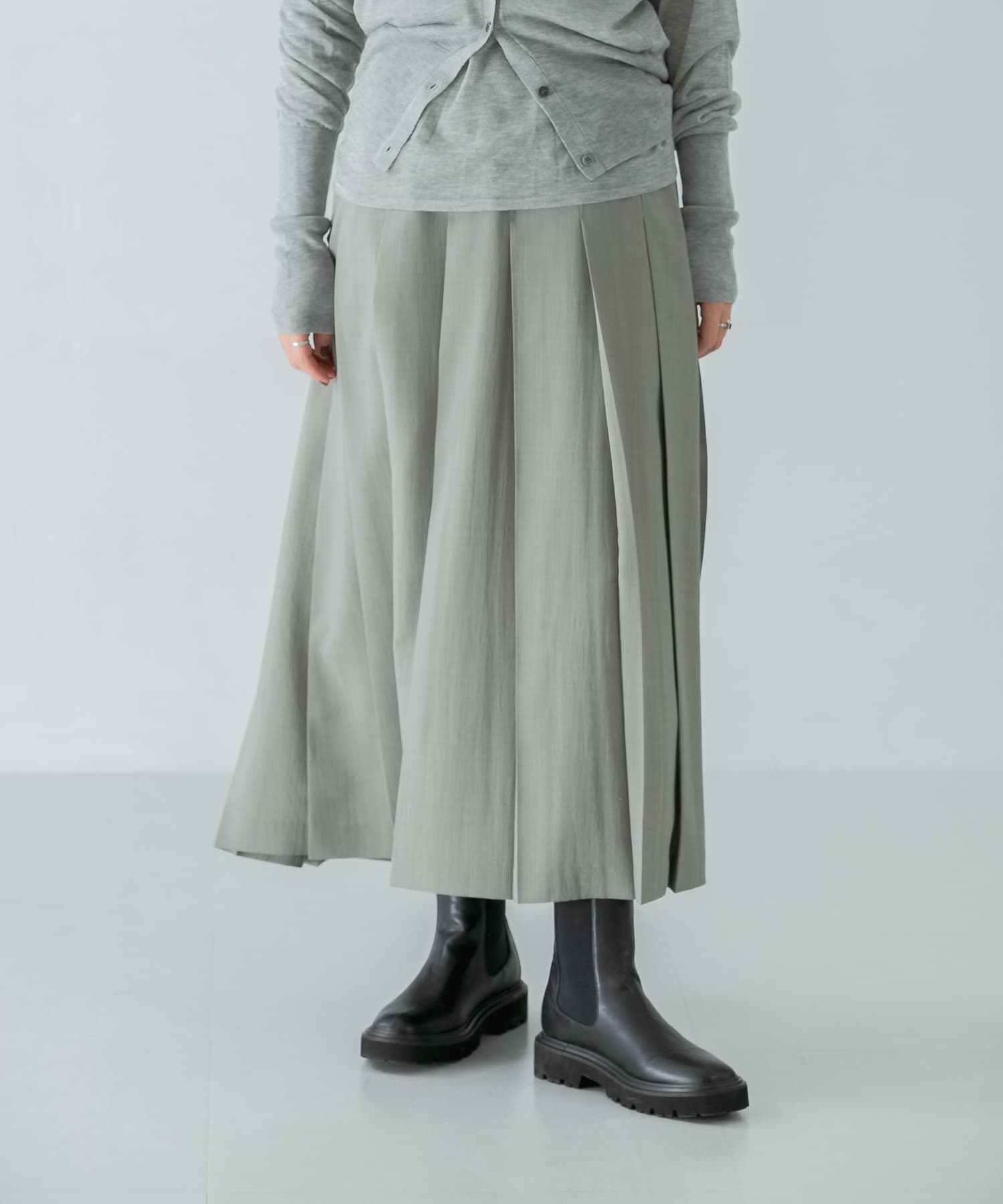 身長：168cm サイズ：38