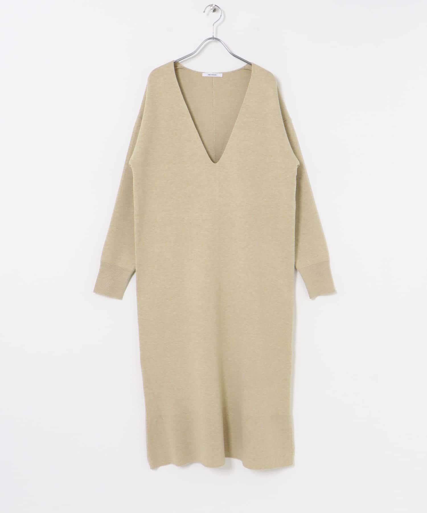 深Vネックニットワンピース BEIGE FREE
