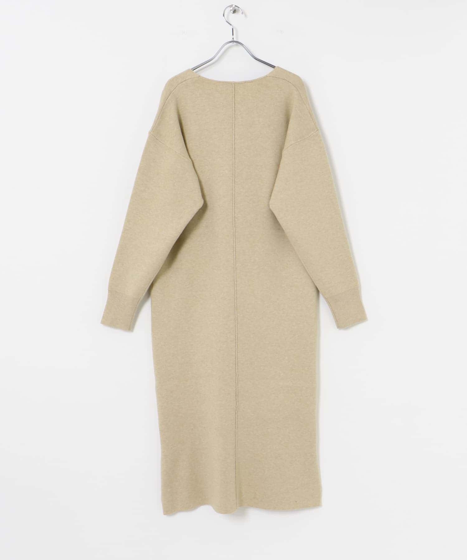 深Vネックニットワンピース BEIGE FREE