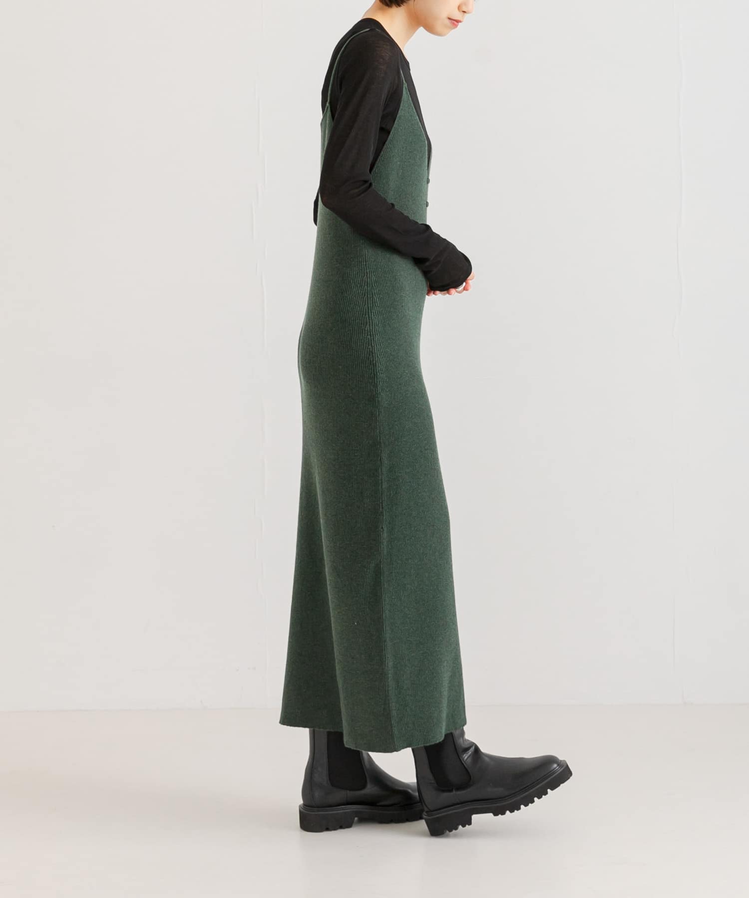 MOSS GREEN