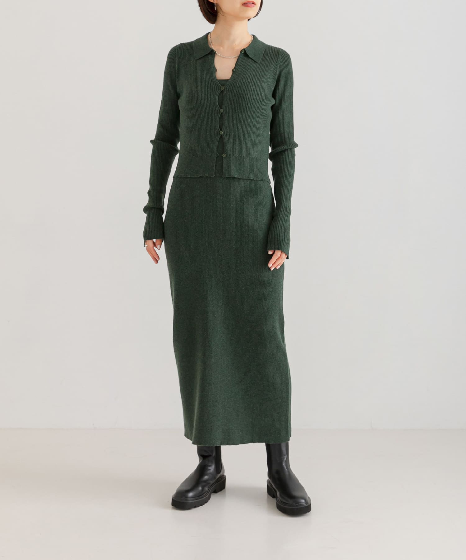 MOSS GREEN