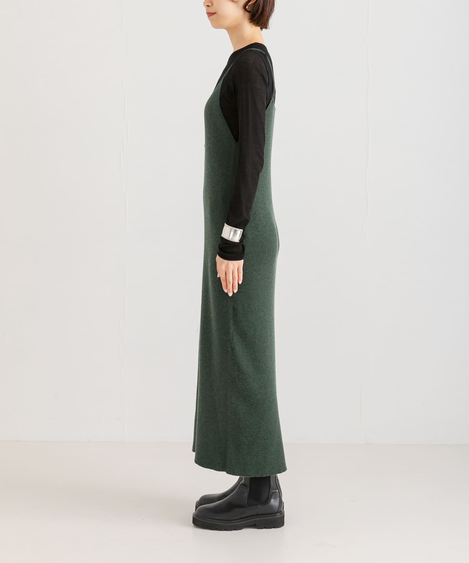 MOSS GREEN
