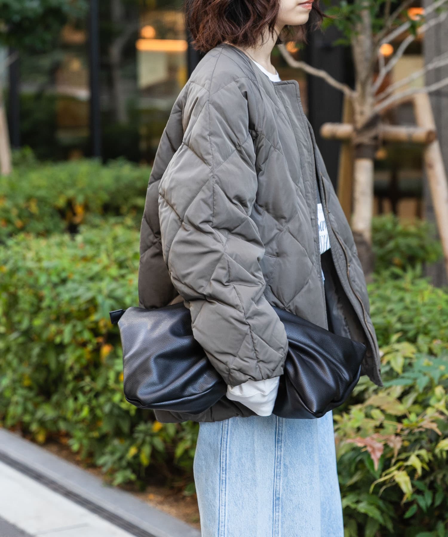 KHAKI GRAY