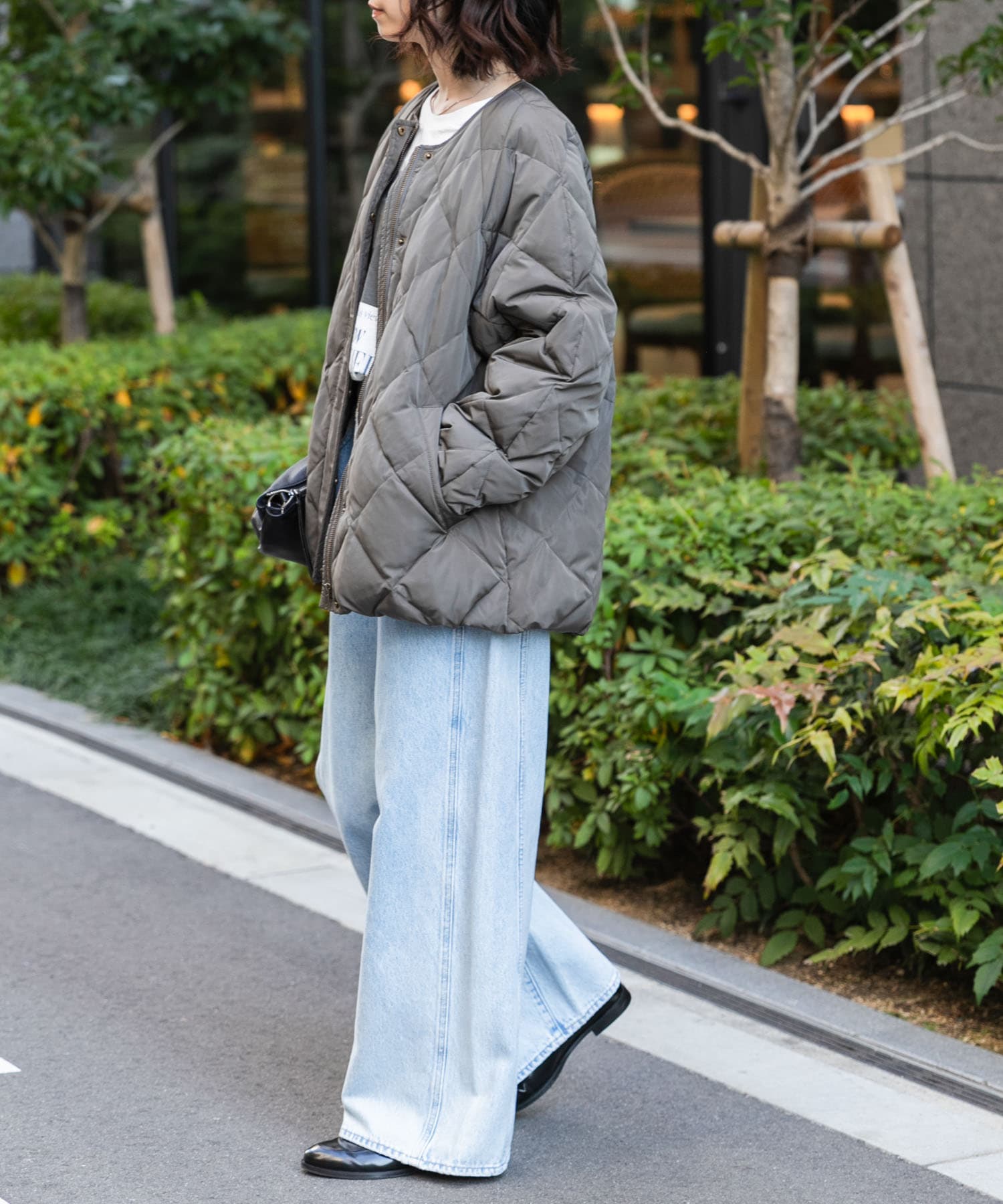 KHAKI GRAY
