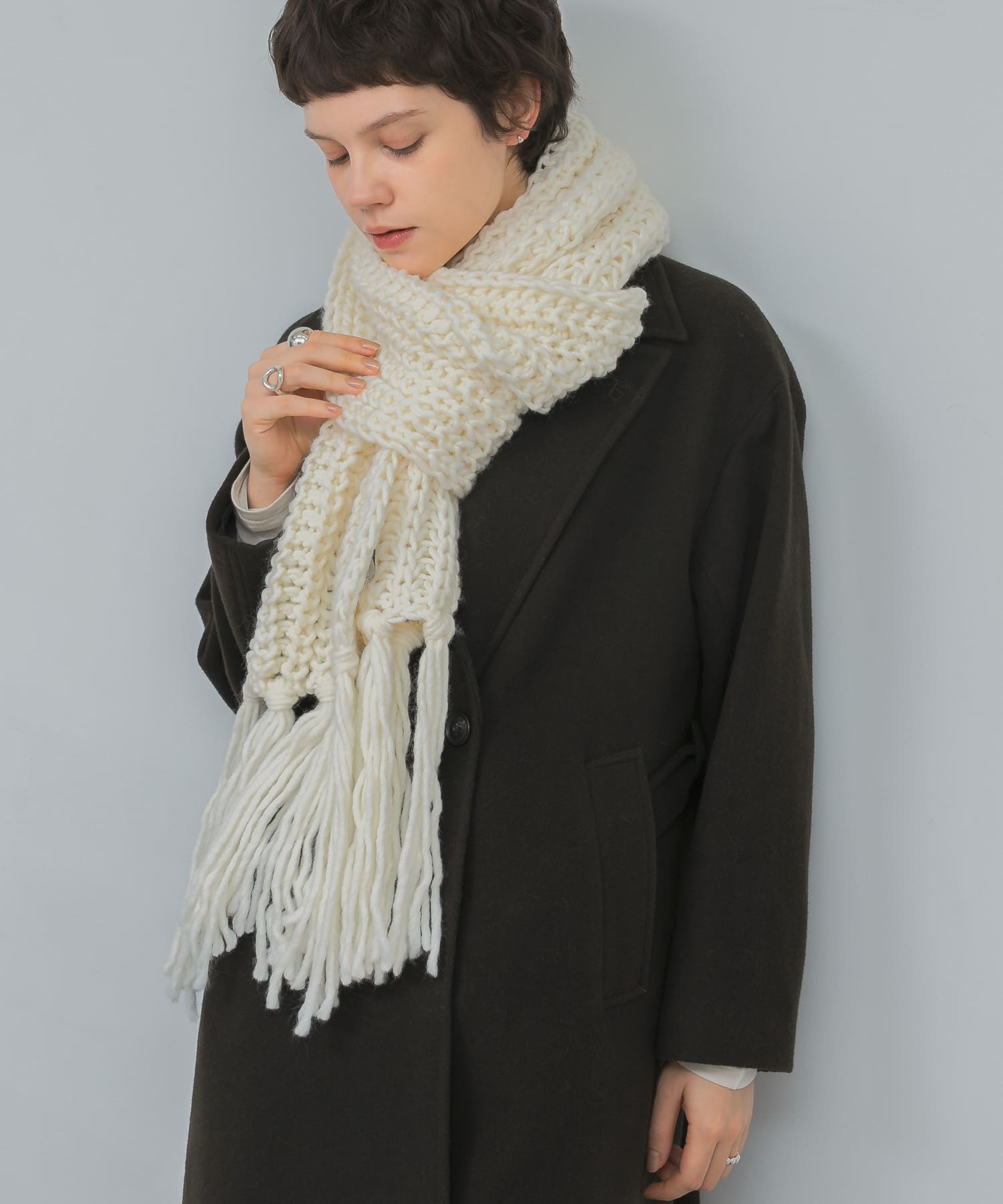 Fratelli Talli　フリンジニットマフラー WHITE FREE