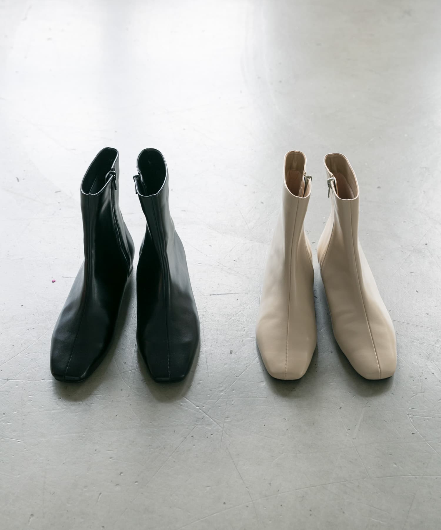 『MADE IN JAPAN』スクエアトゥローヒールショートブーツ IVORY 23.5