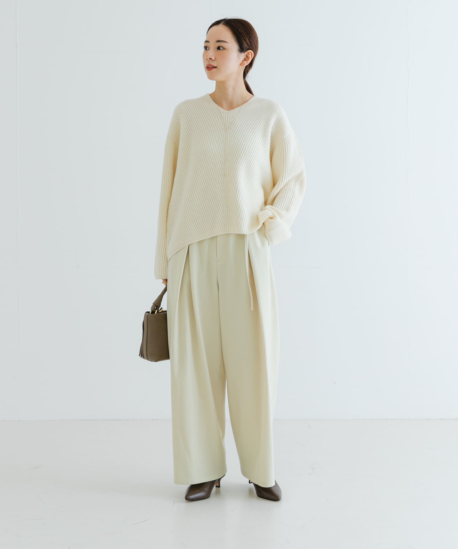 ポインテッドトゥブーツ BROWN 24