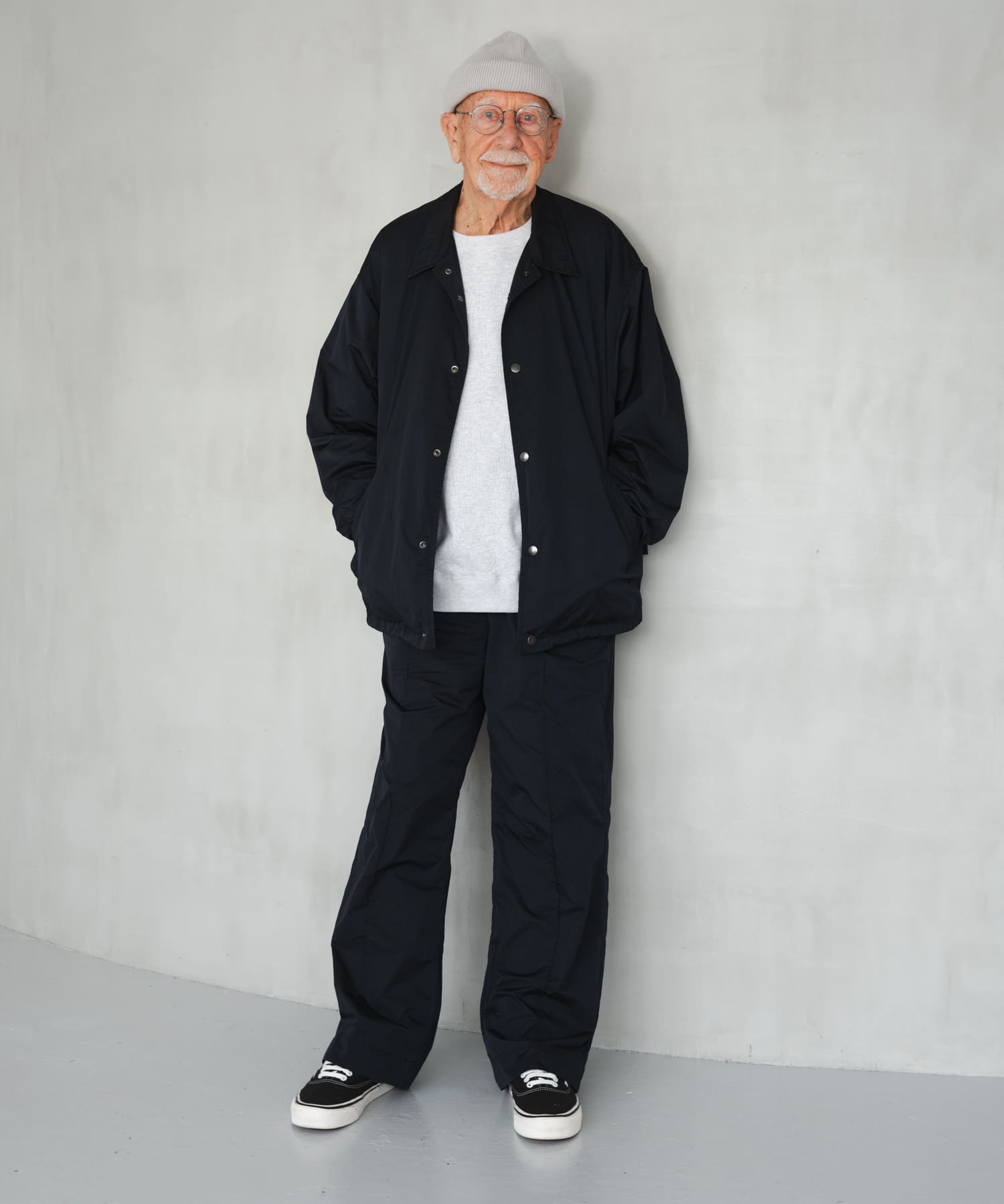 NYLON STRAIGHT PANTS