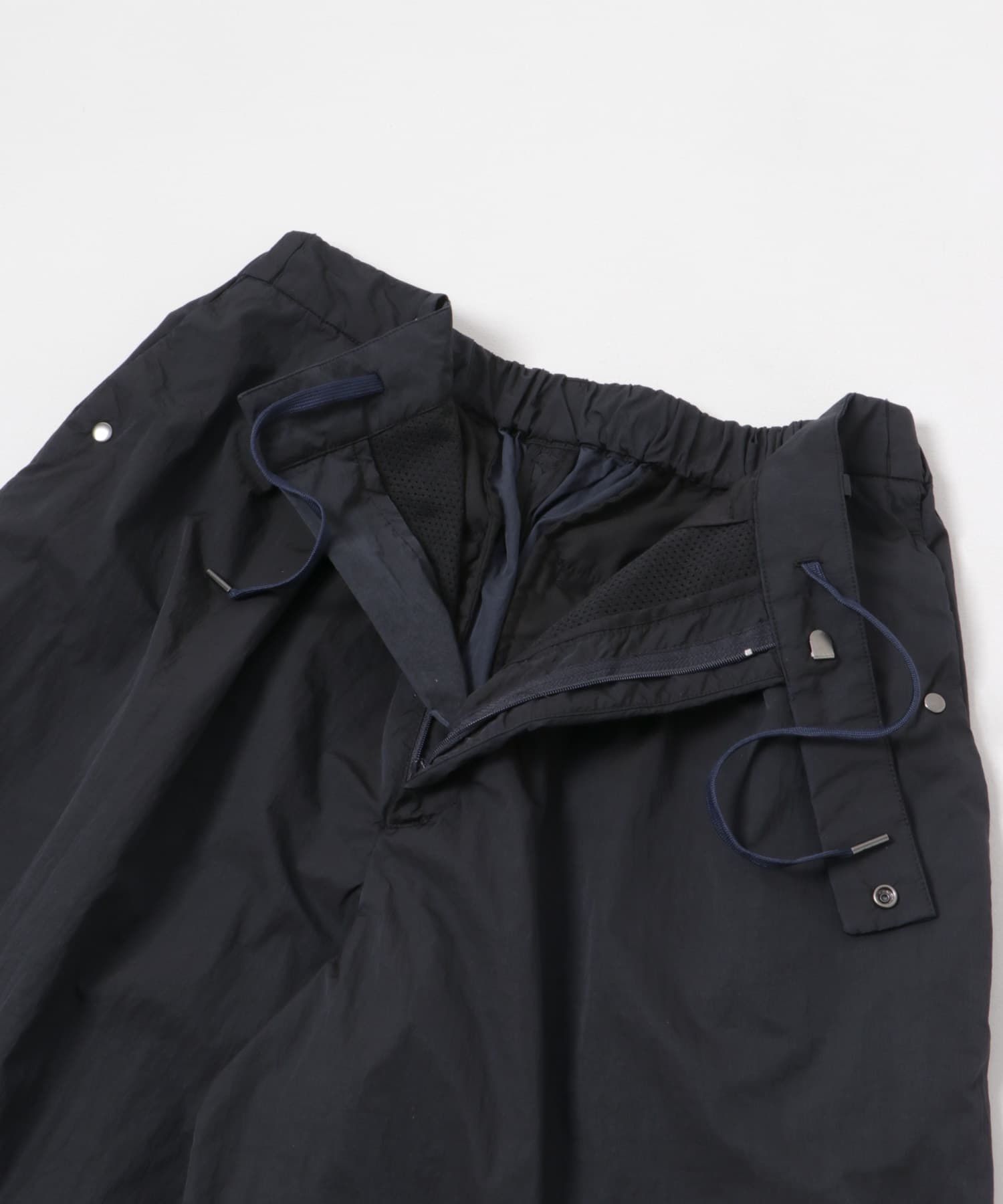 NYLON SUPER WIDE PANTS(1 NAVY): ボトム｜URBAN RESEARCH公式