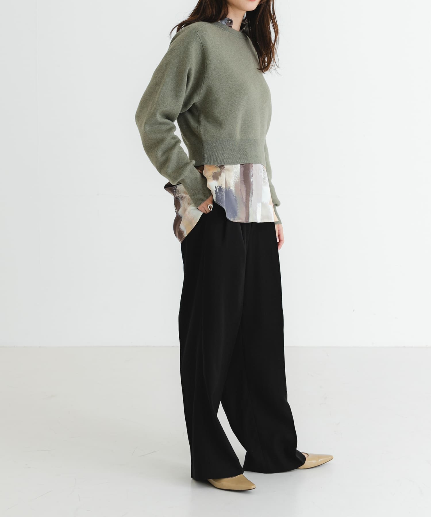 KHAKI