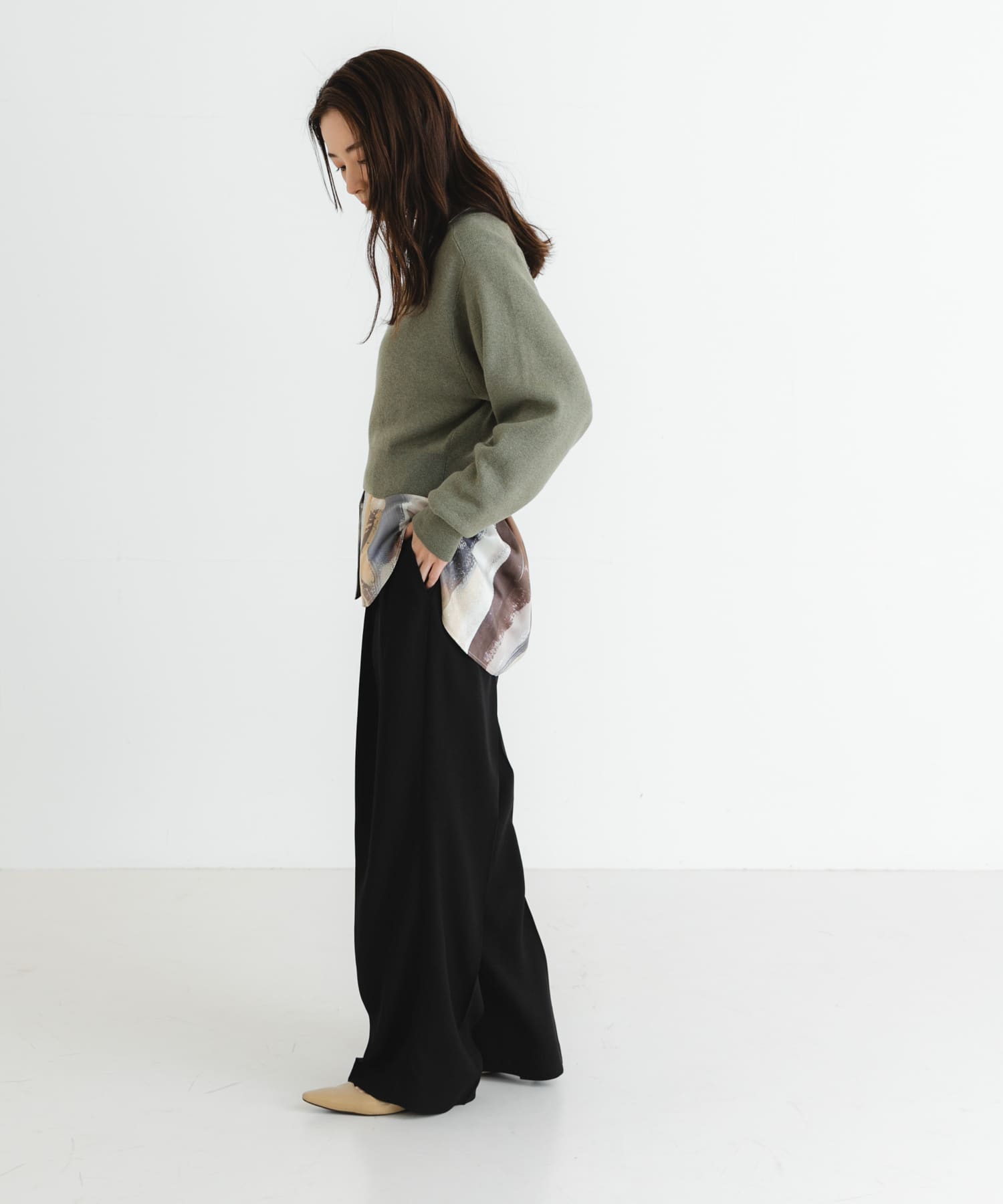 KHAKI