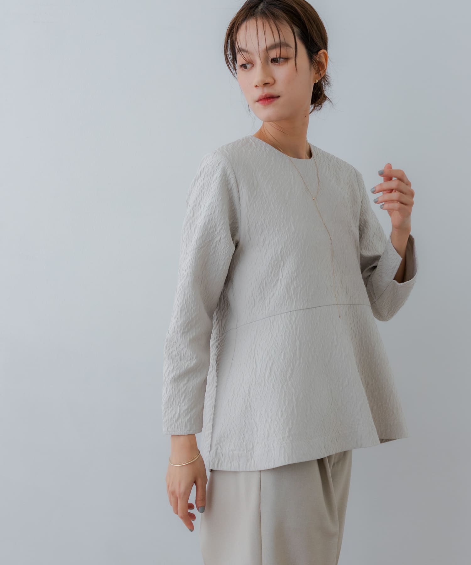 L.BEIGE