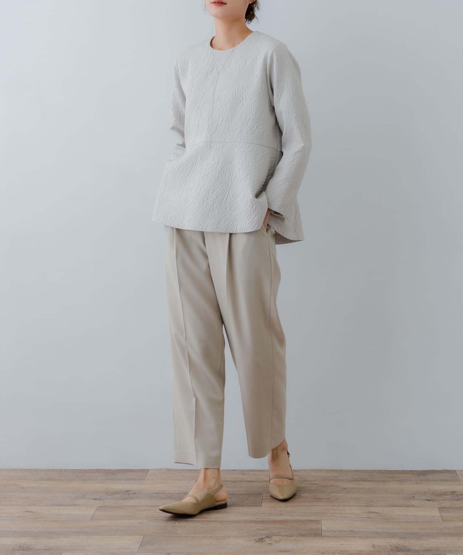 L.BEIGE